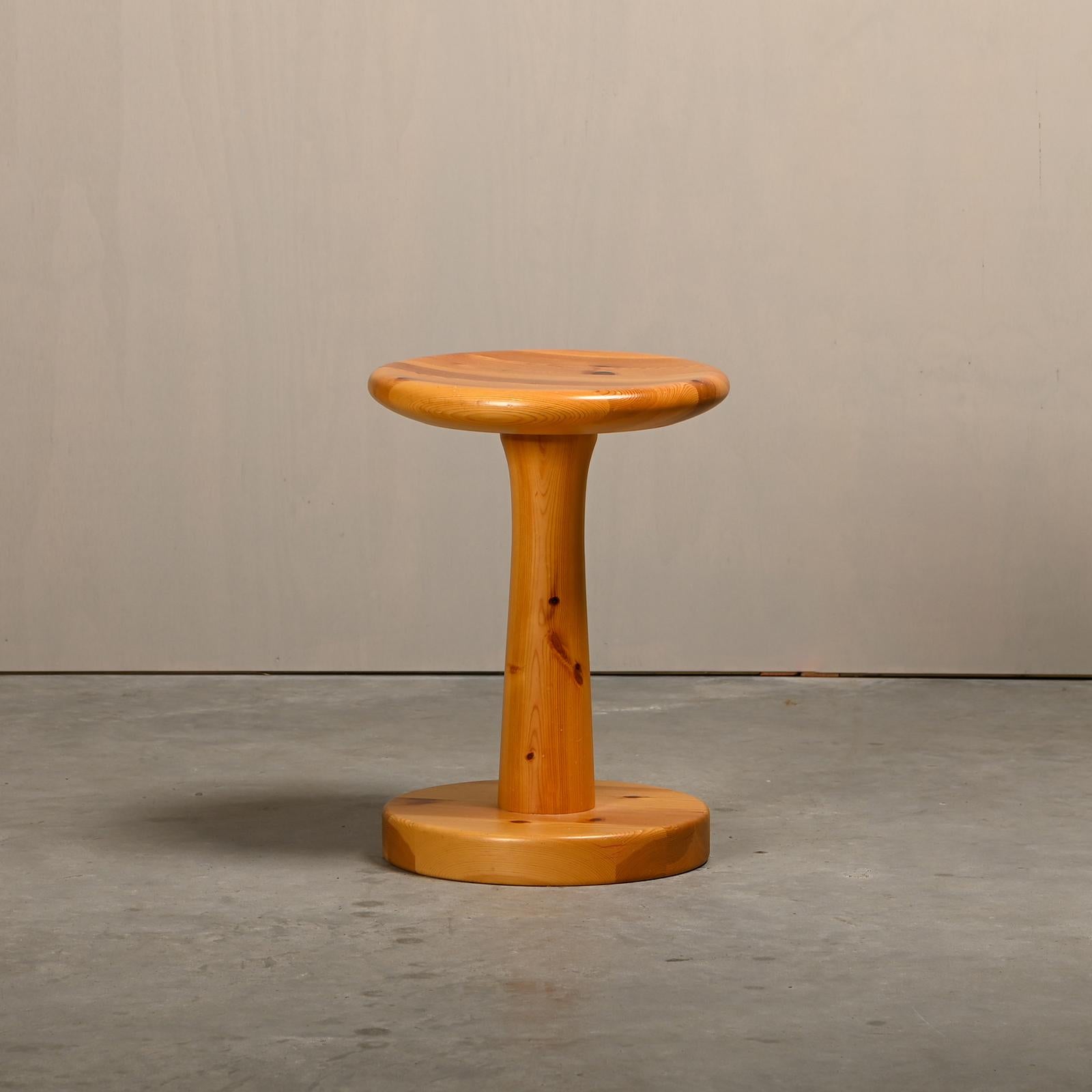 Danois Rainer Daumiller Tabouret en pin naturel massif pour Hirtshals Savværk, Danemark 1970 en vente