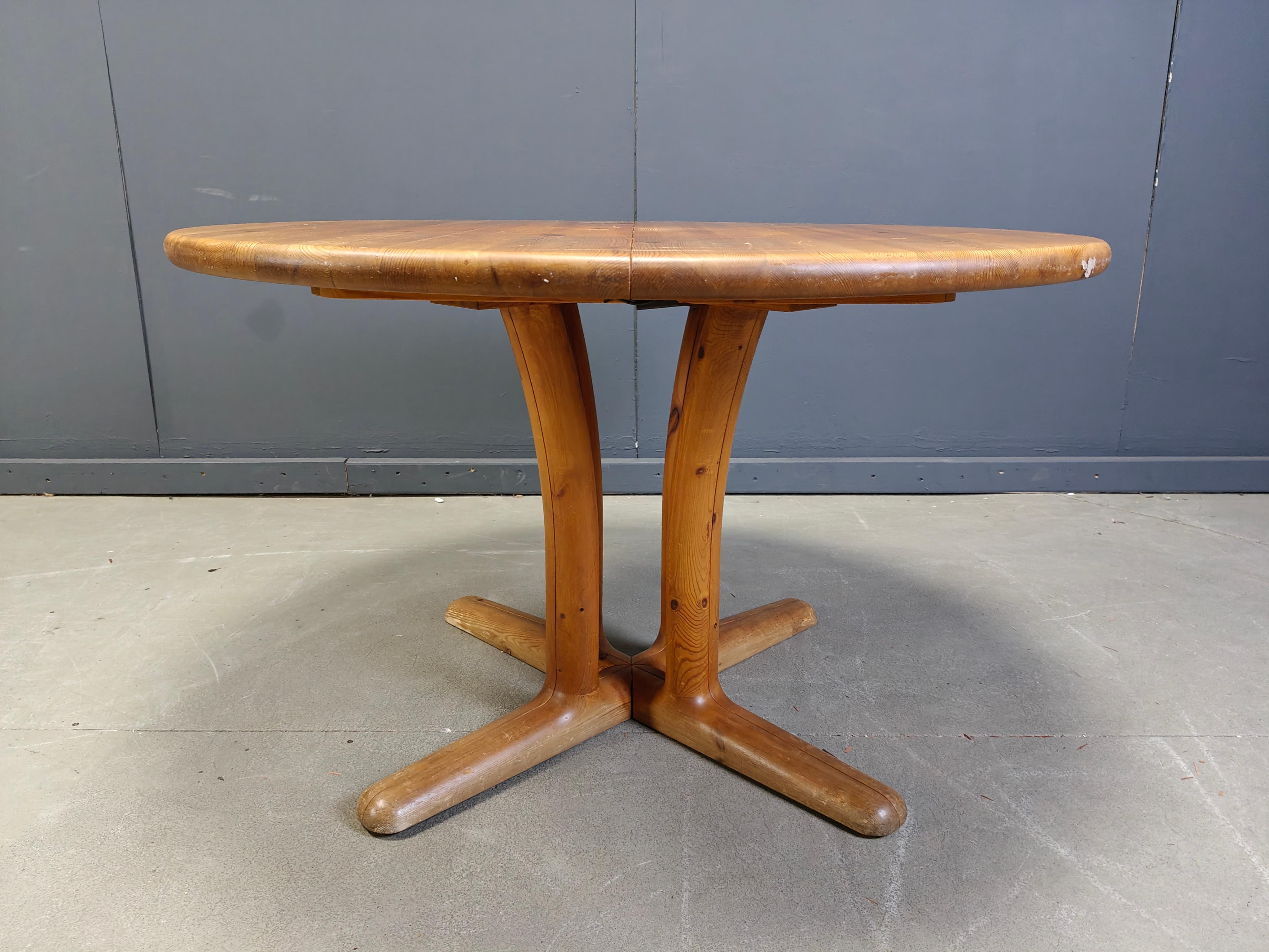 Table de salle à manger extensible en pin de style Rainer Daumiller, 1970 en vente 5