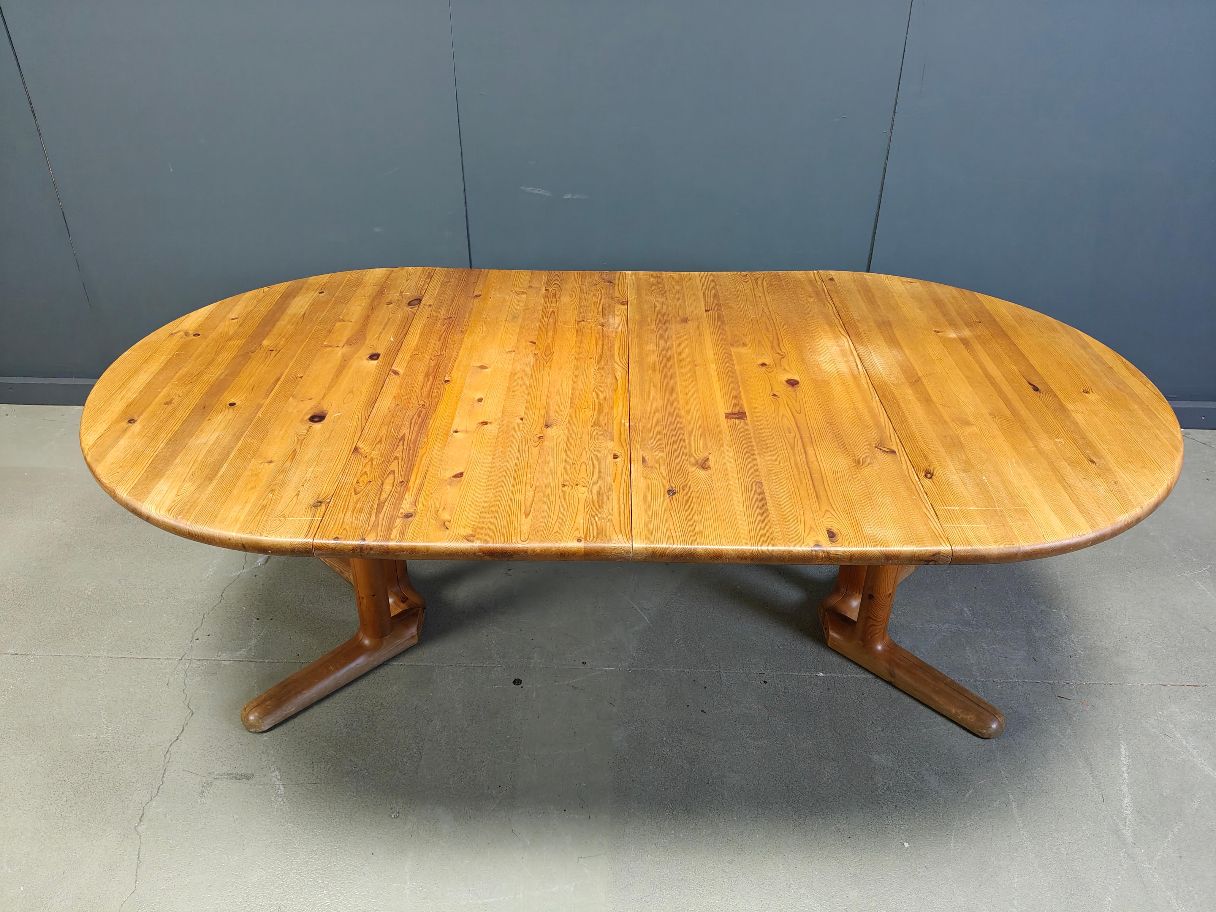 Table de salle à manger extensible en pin de style Rainer Daumiller, 1970 en vente 2