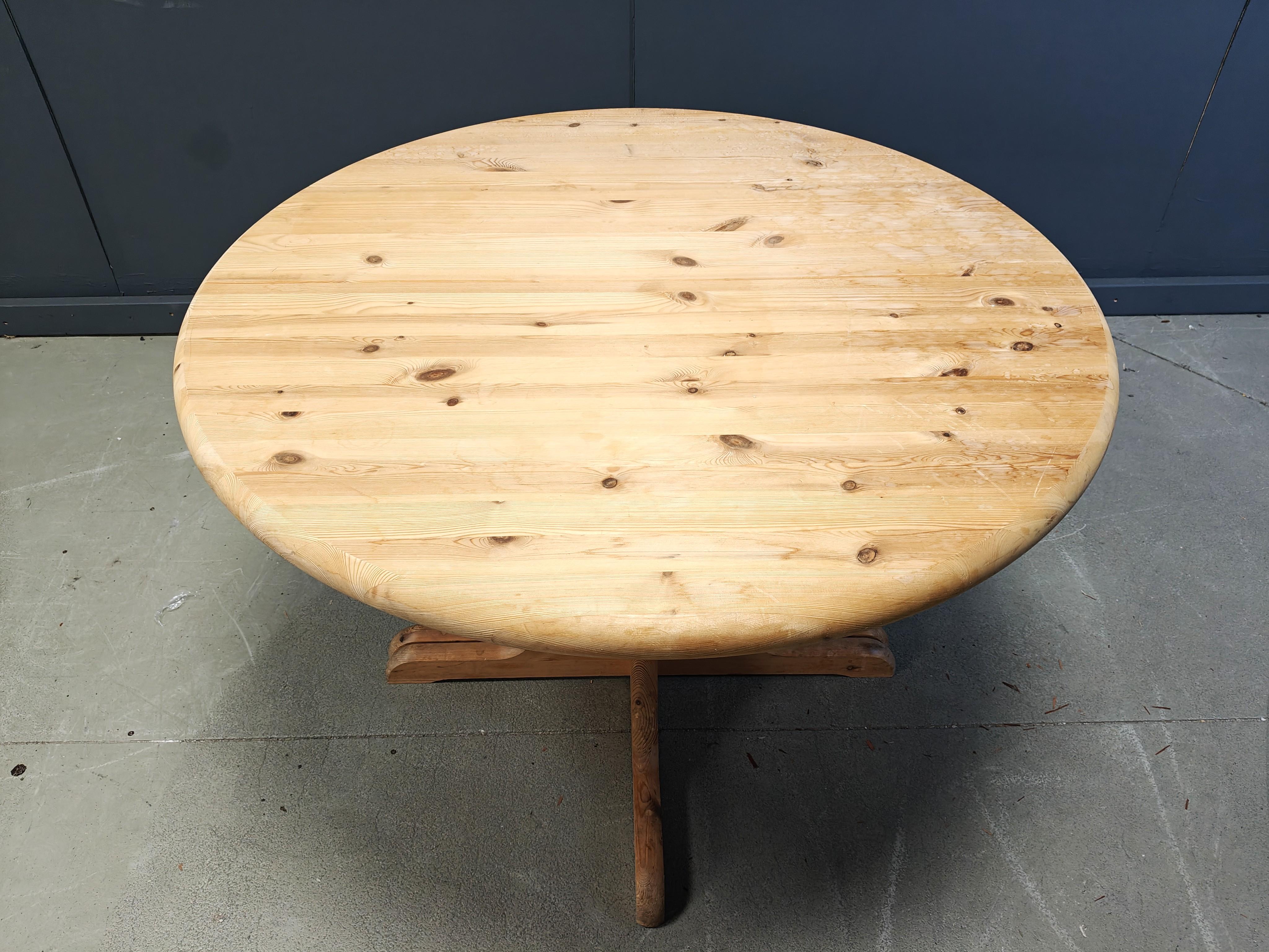 Table de salle à manger en pin de style Rainer Daumiller, 1970 en vente 4