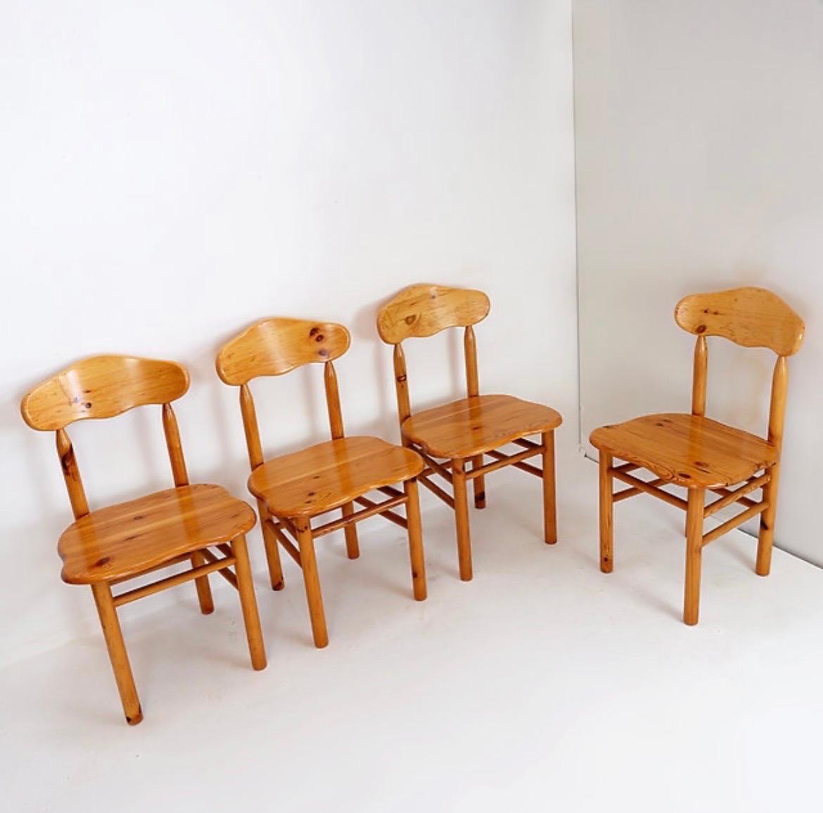 Mid-Century moderno Set di 4 sedie brutaliste in pino in stile Rainer Daumiller in vendita