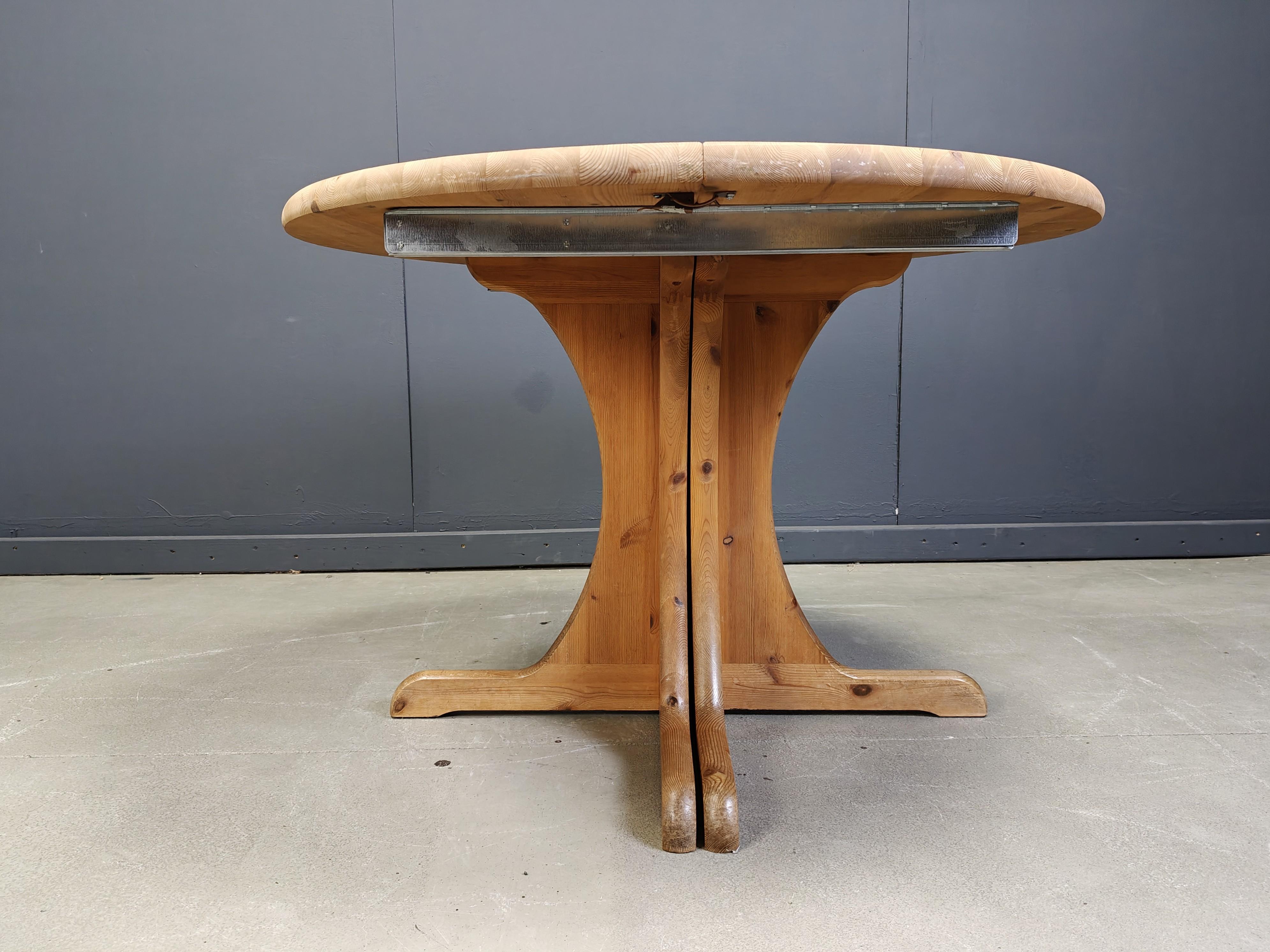 Table de salle à manger extensible en pin de style XL de Rainer Daumiller, 1970 en vente 1