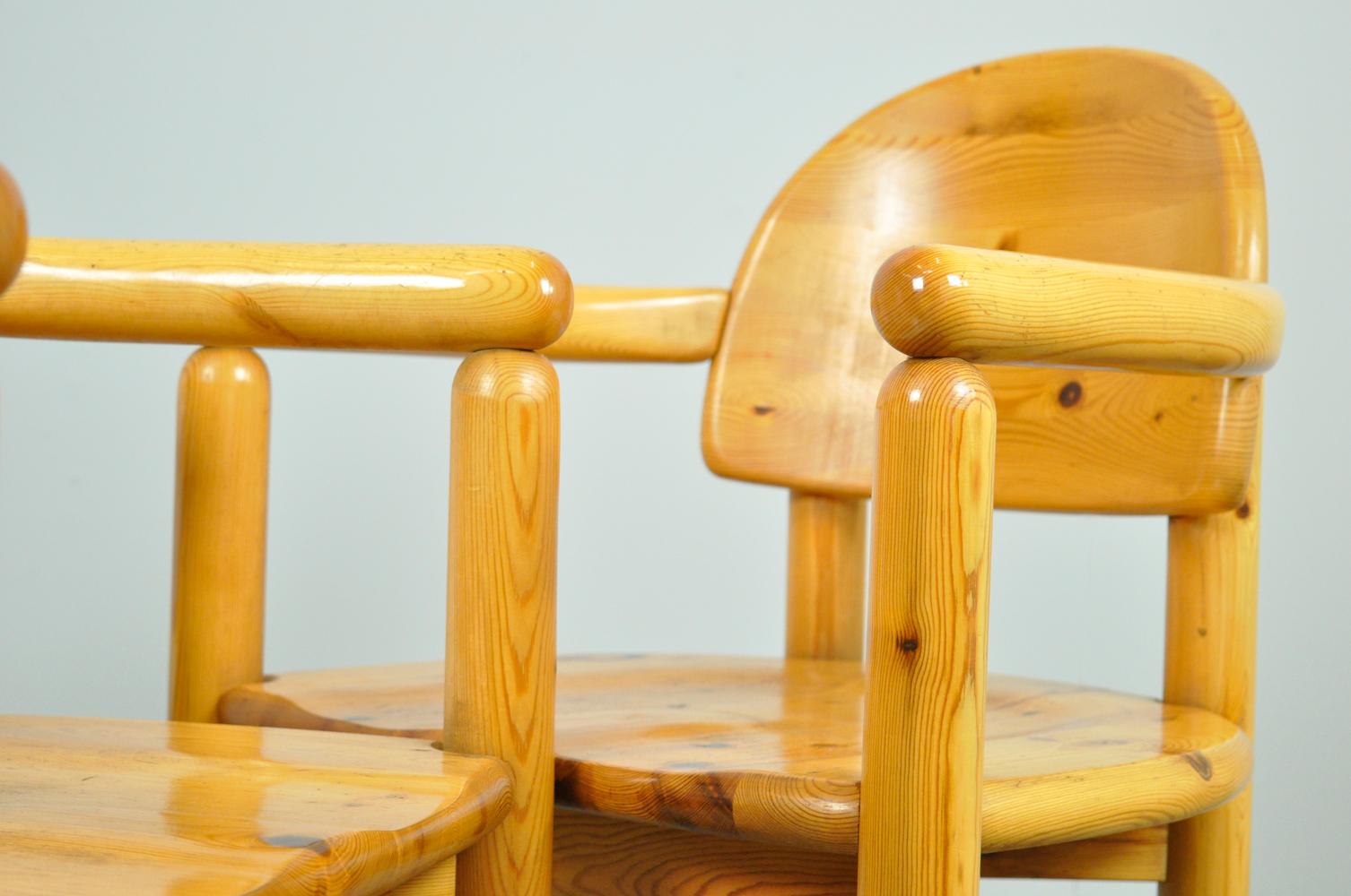 RAINER DAUMILLER / vintage dining chairs in solid pine, 1970s Denmark In Good Condition For Sale In Deventer, NL