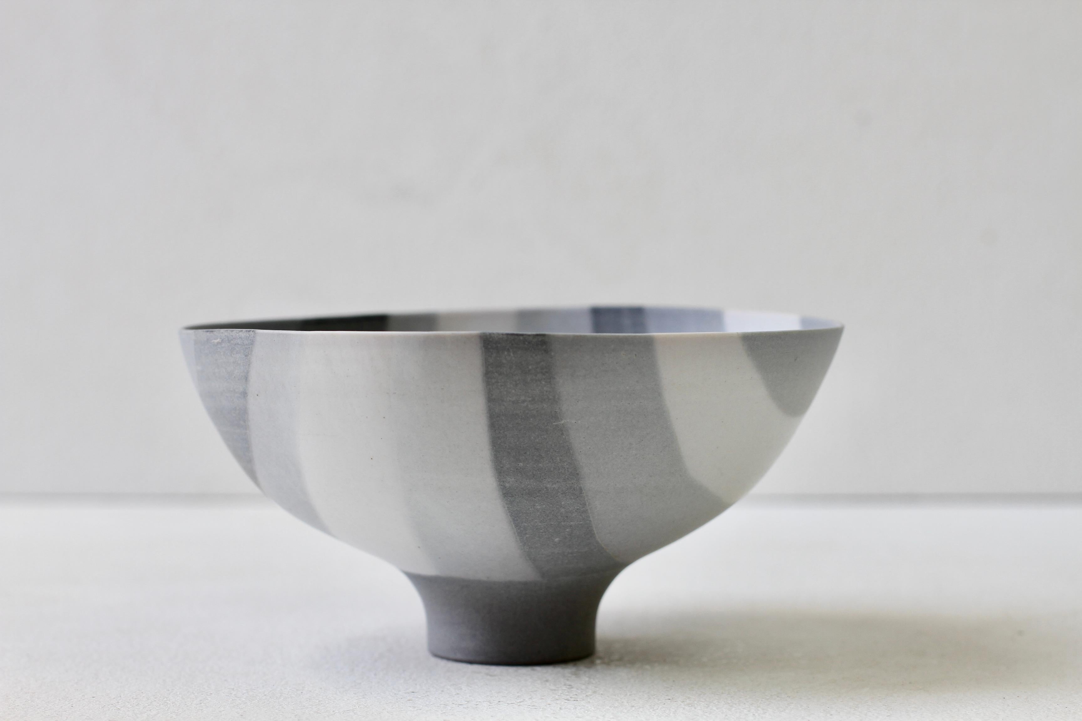 Stoneware Rainer Doss Signed German Art Studio Grey Striped Porcelain Pottery Bowl 1981 For Sale