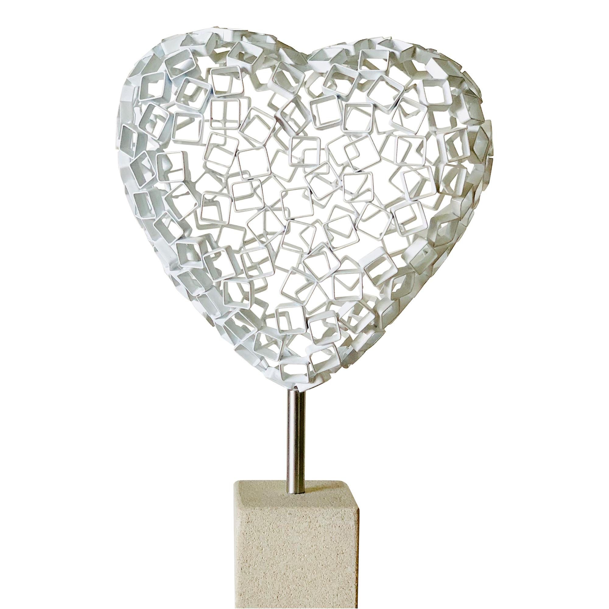 Diamond Love (white) - Sculpture by Rainer Lagemann