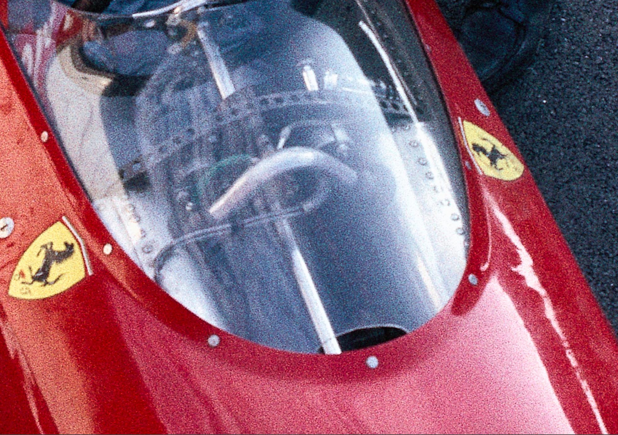 Bandini Ferrari Rainer W. Schlegelmilch Archive - Édition limitée - Noir Color Photograph par Rainer Schlegelmilch