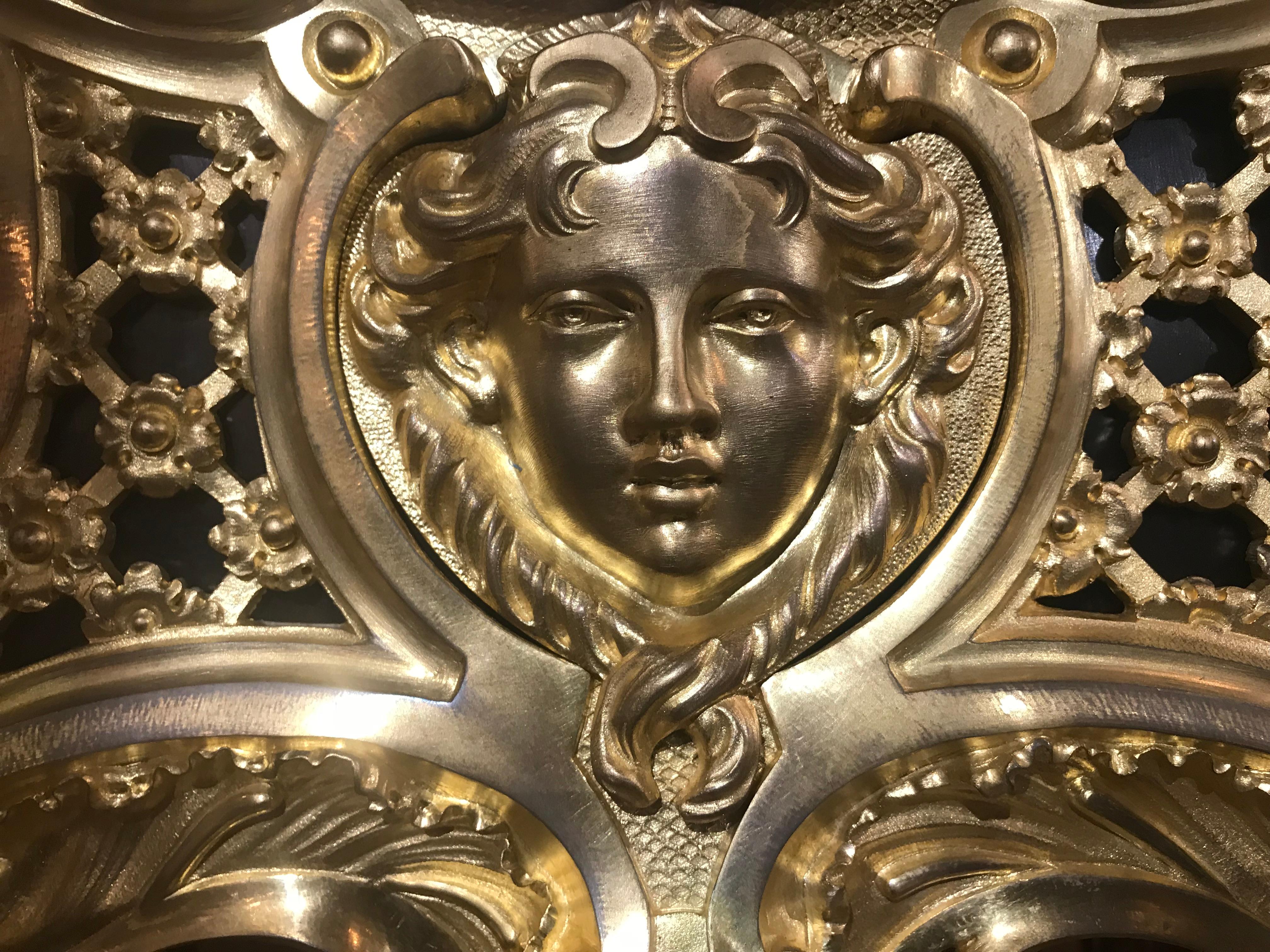 Milieu du XIXe siècle Horloge Raingo Frères en bronze doré en vente