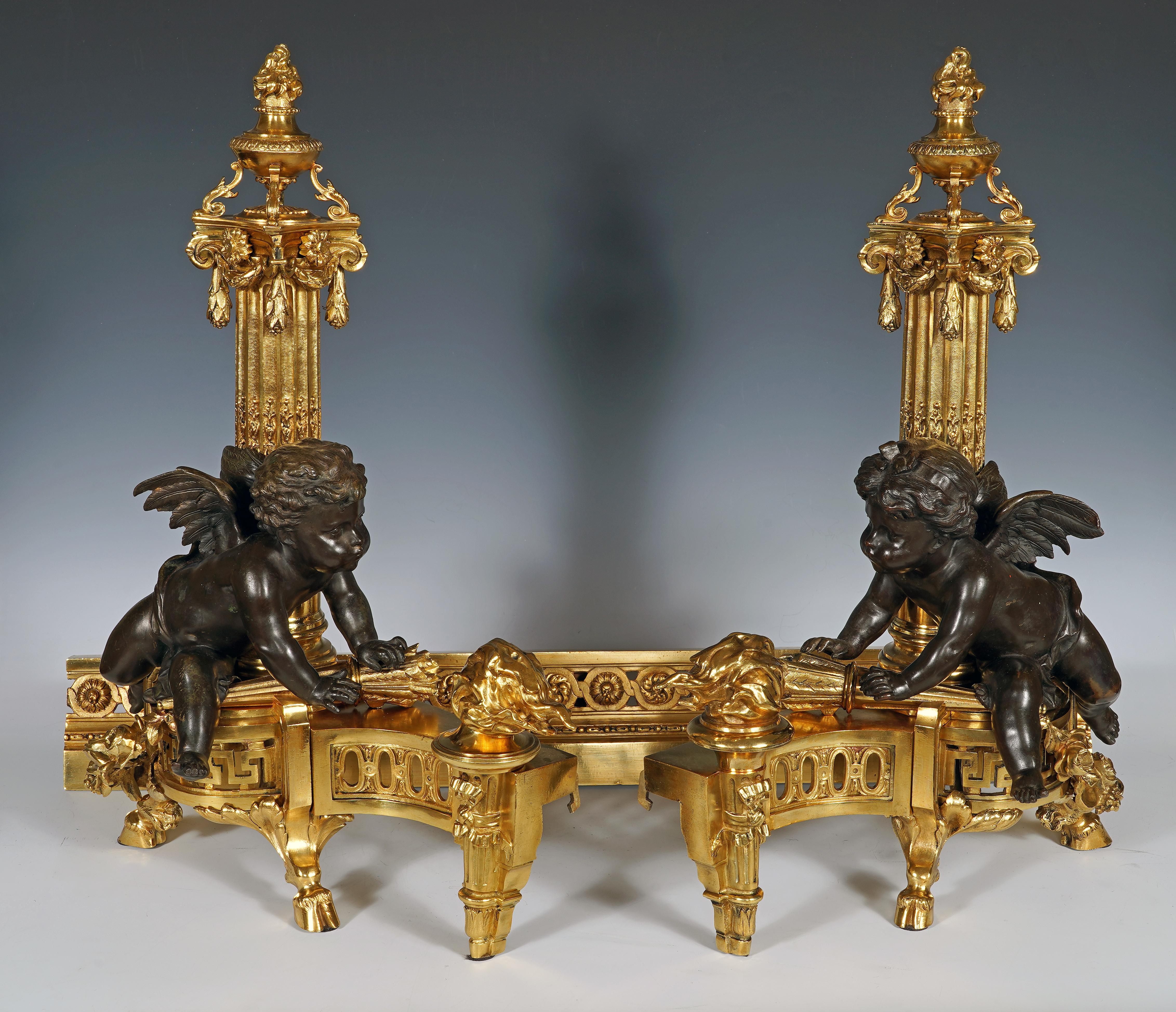 Raingo Frères, Paar Andirons, Frankreich, um 1870 (Vergoldet) im Angebot