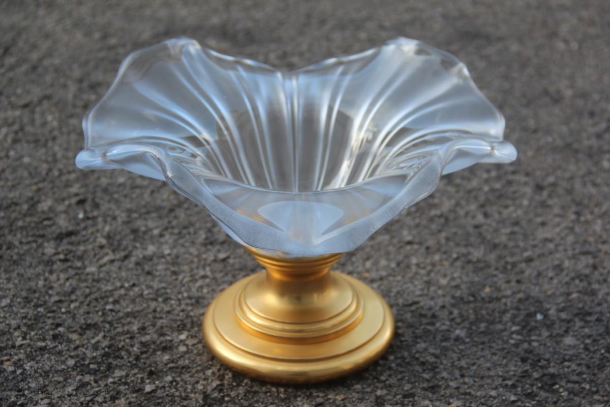 Raised or bowl with brass foot scalloped often glass gold brass 24-karat Italian.