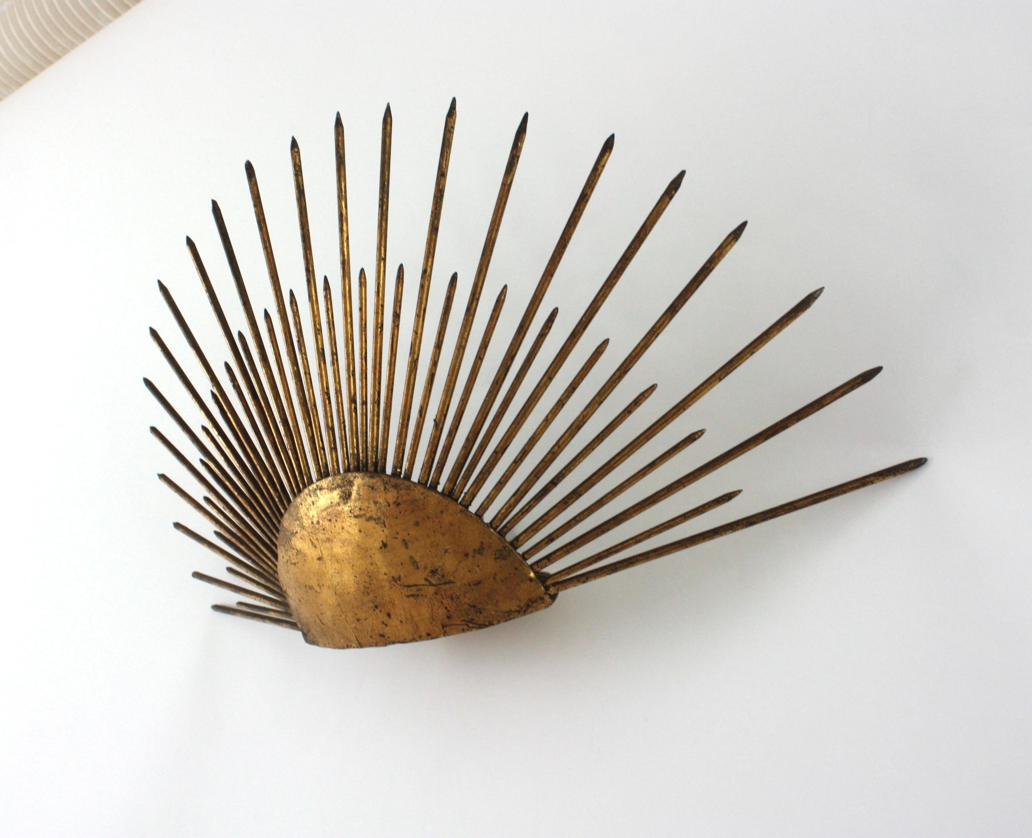Raising Sun Sunburst Wall Light in Gilt Wrought Iron, France 1940s For Sale 4