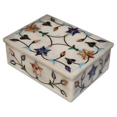 Raj period marble and hardstone pietra dura box, Indian circa 1900