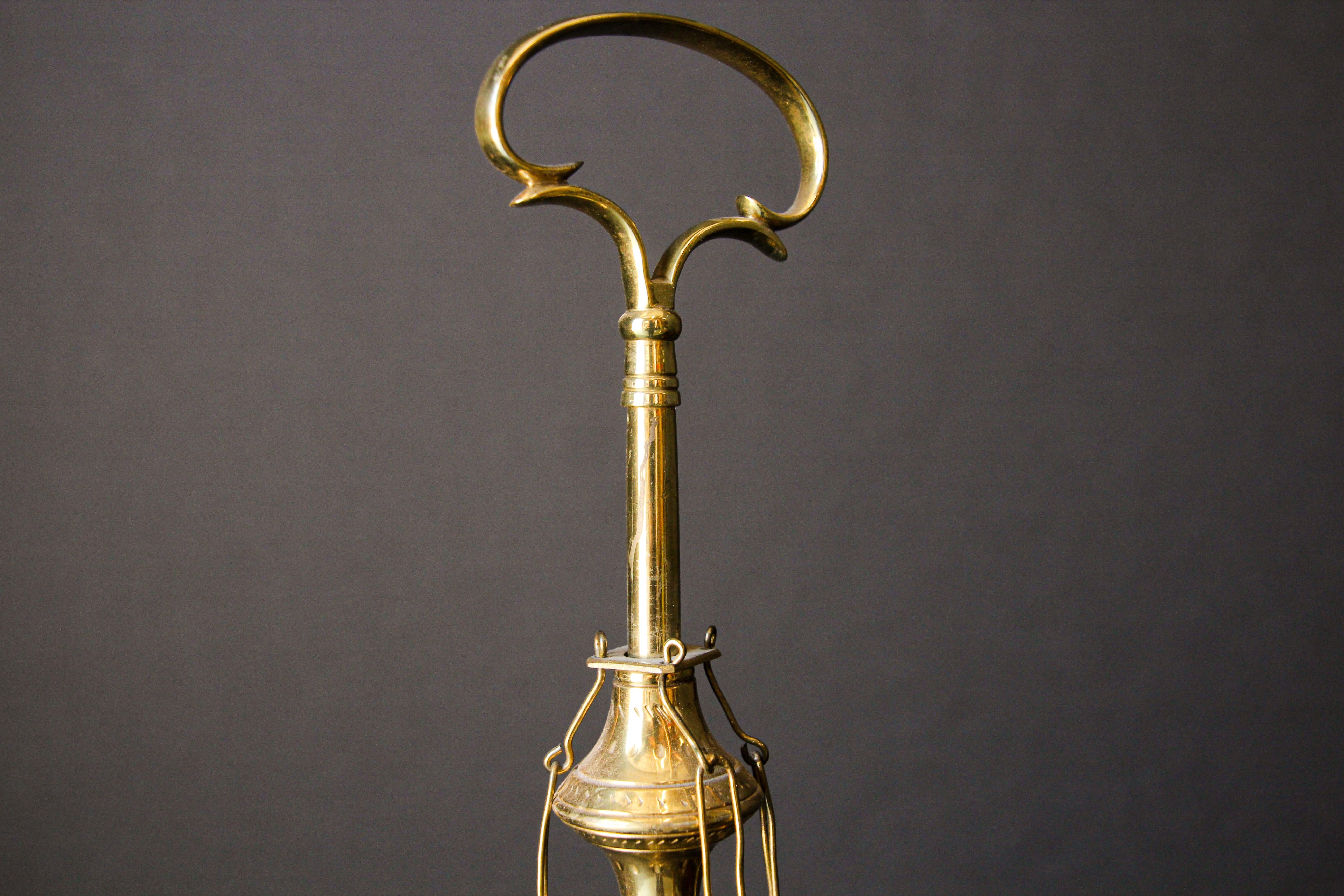 Lampe à huile anglo-indienne victorienne en laiton 19ème siècle en vente 3