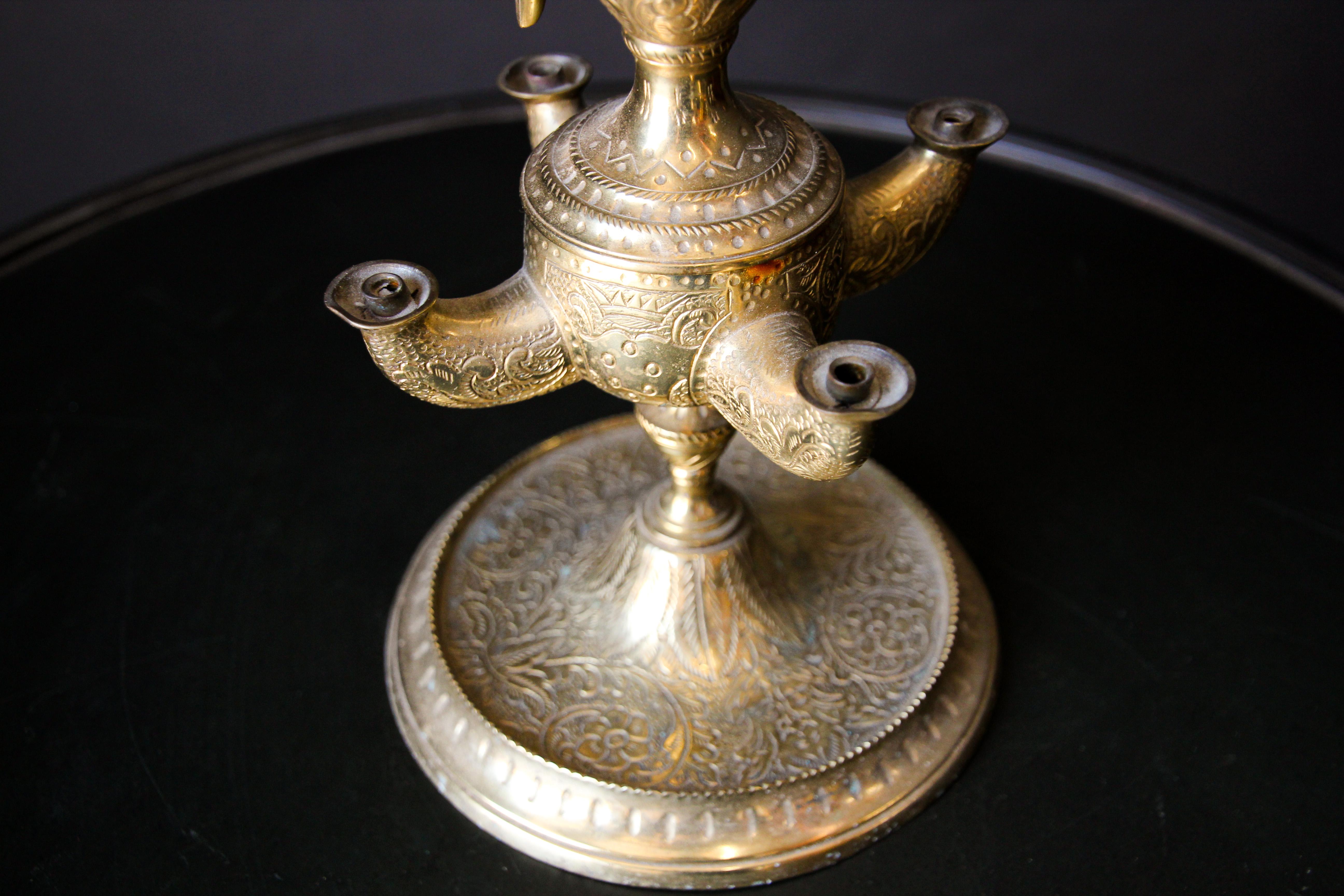 Mid-19th Century Anglo Indian Victorian Brass Oil Lamp 19th Century For Sale