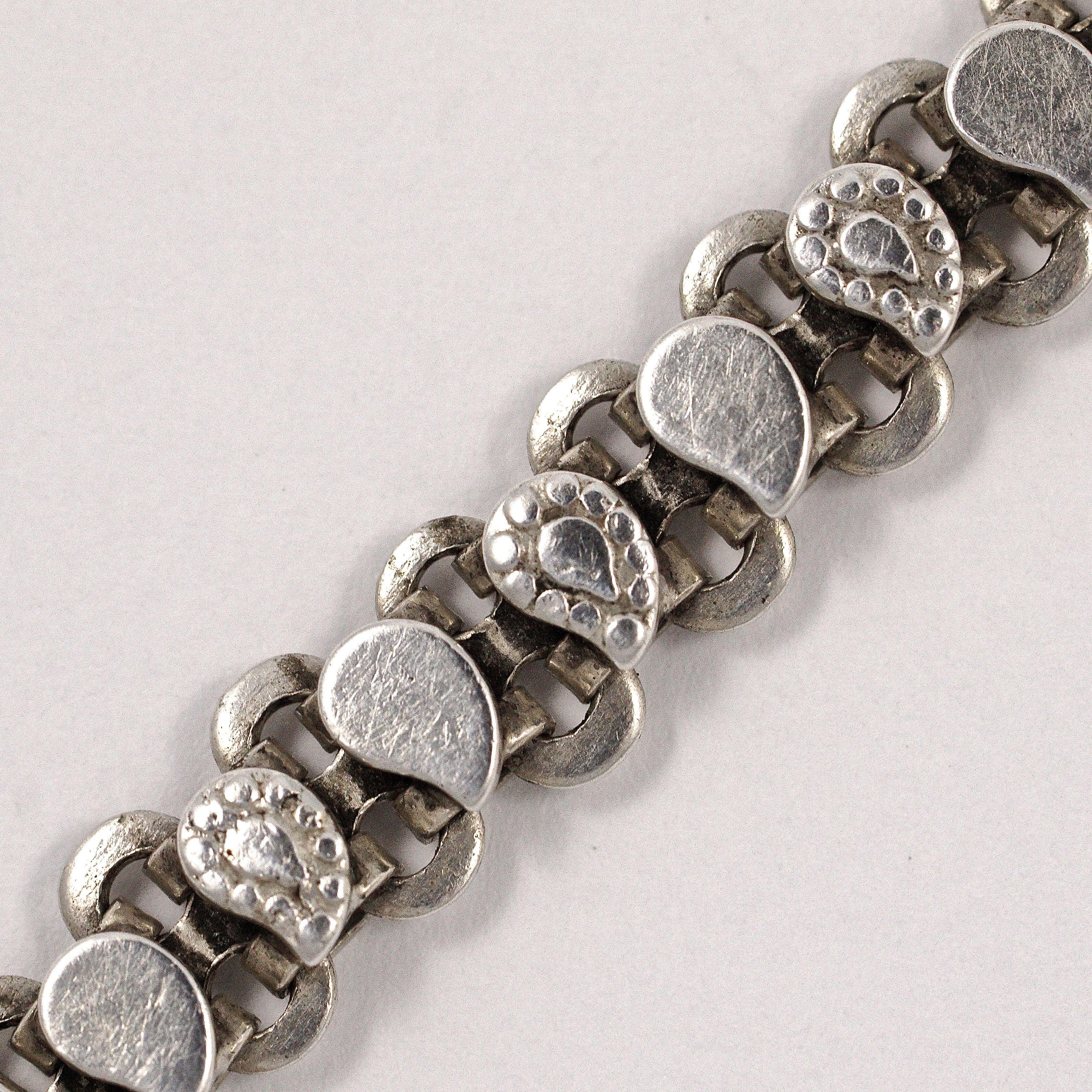 Rajasthan India Silver Chain Decorative Link Bracelet with Simple Hook Fastening In Good Condition In London, GB