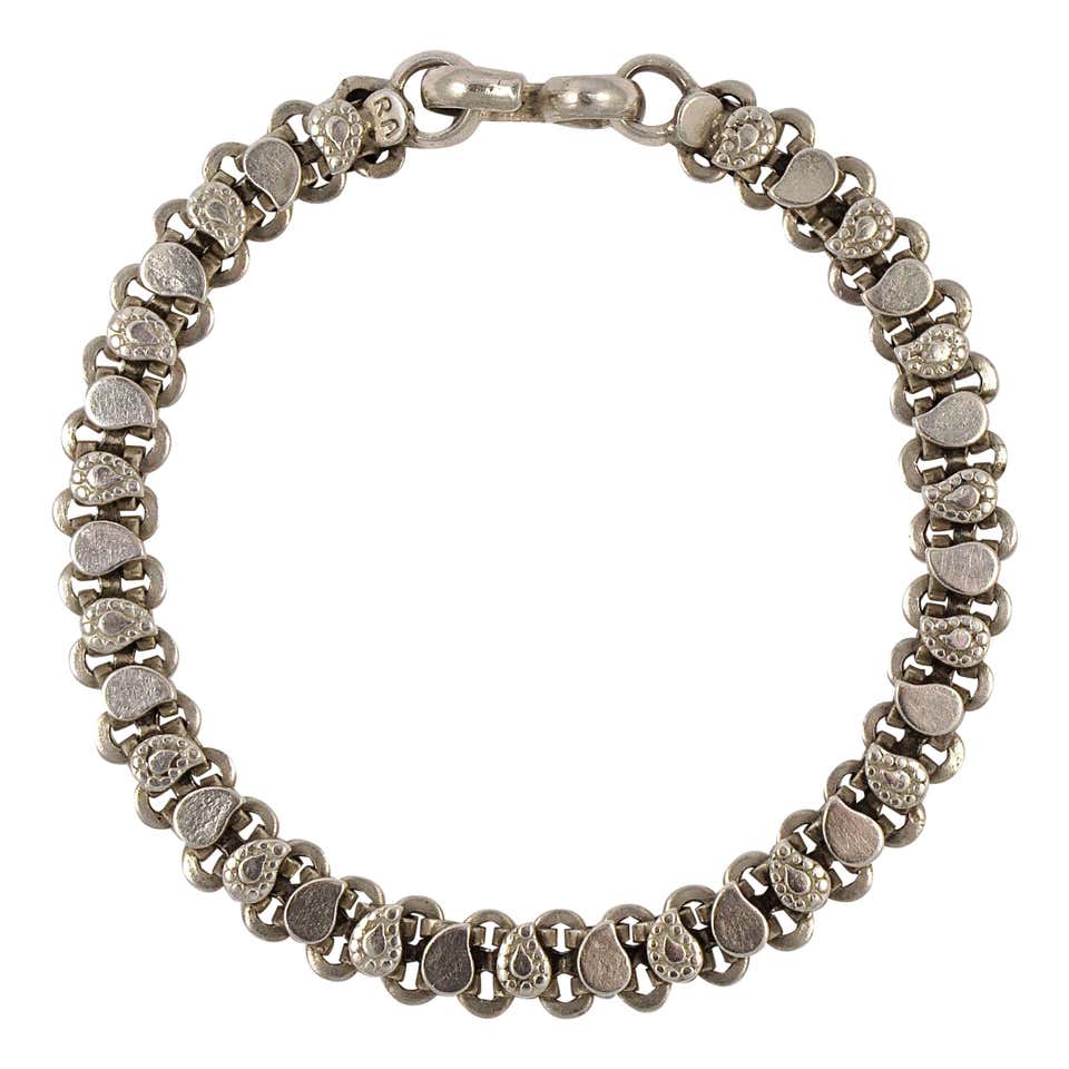 Agatha Paris Silver Tone Curb Link Chain Bracelet with Medallion For ...