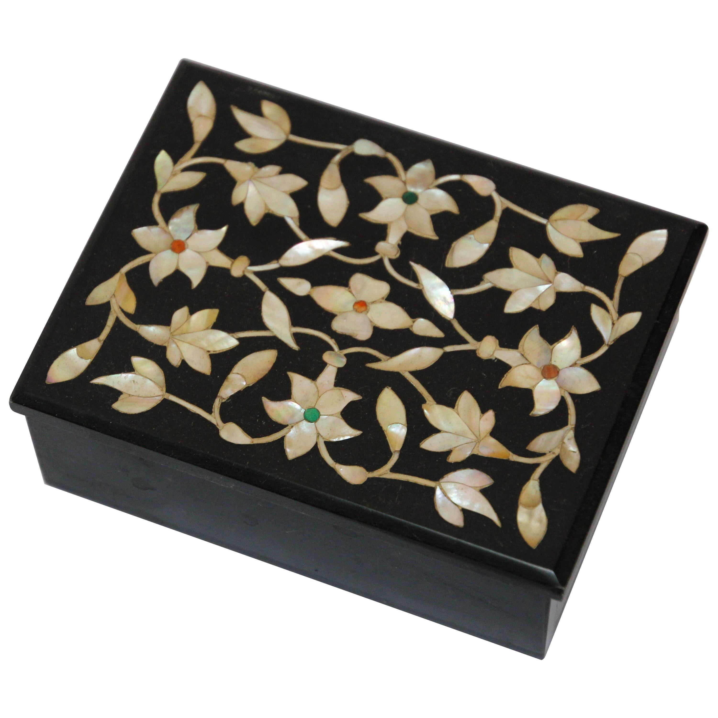 Mughal Rajasthani Black Marble Inlay Trinket Box Pietra Dura India