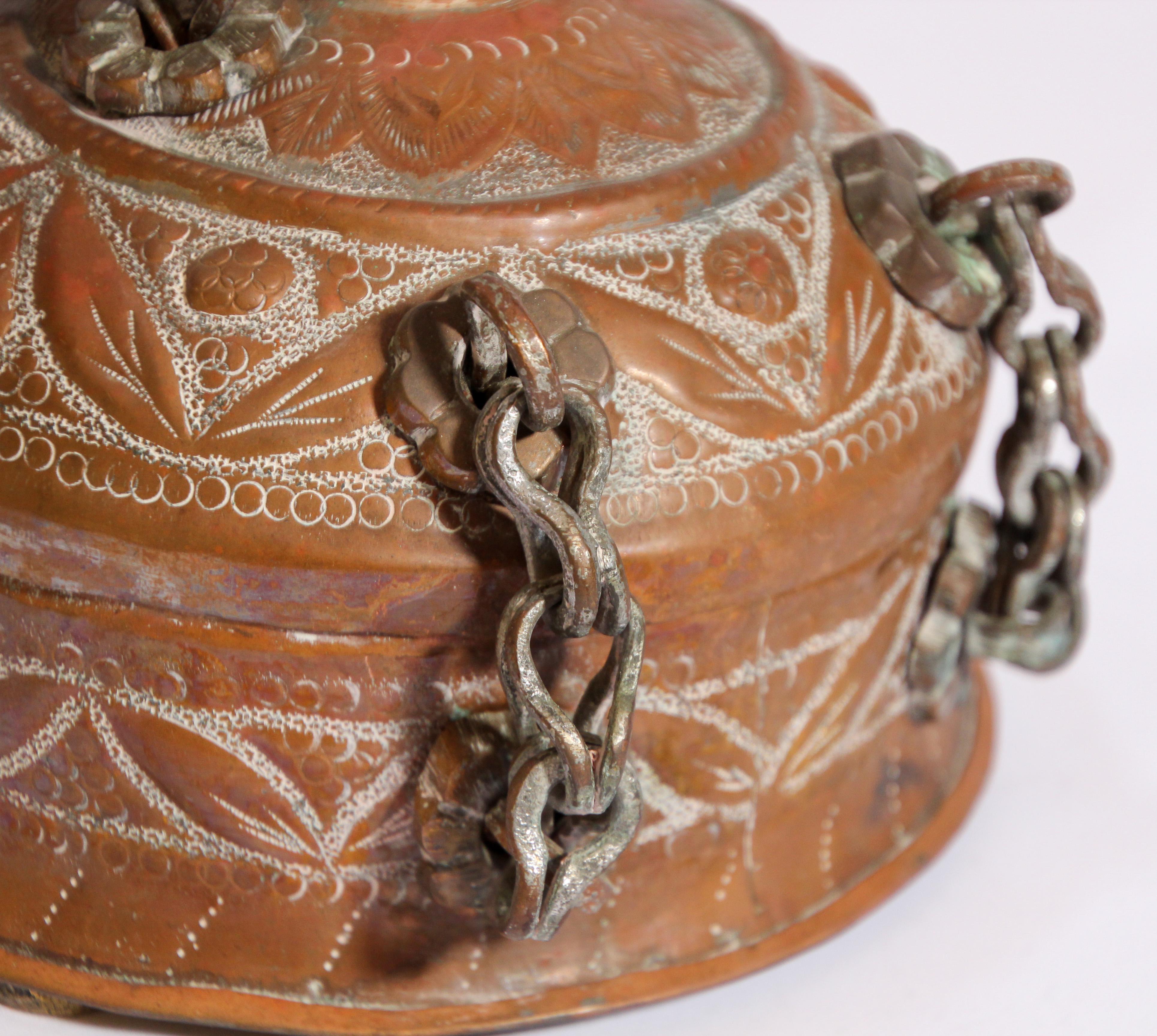 Rajasthani Decorative Brass Lidded Betel Caddy Box For Sale 1
