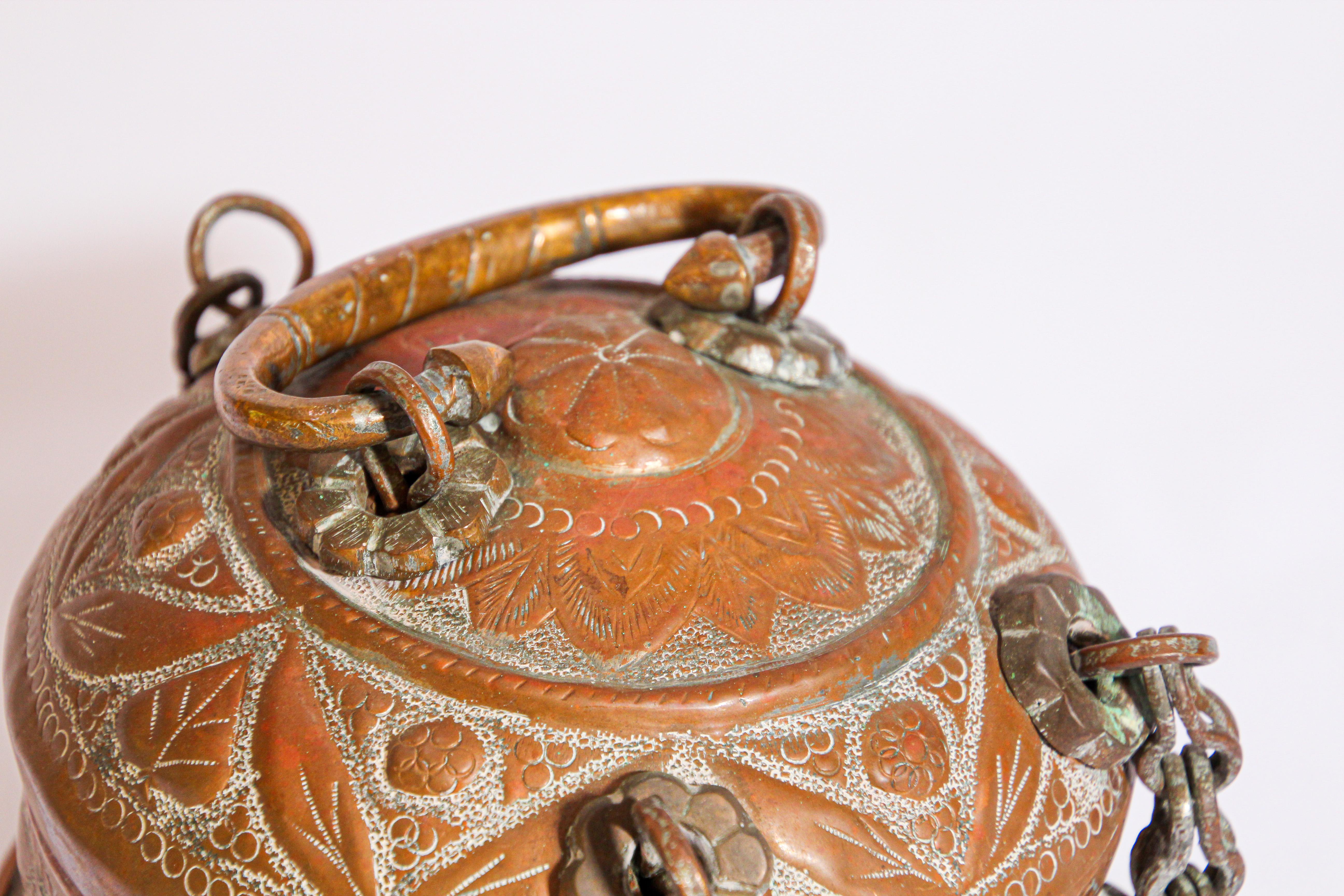 Rajasthani Decorative Brass Lidded Betel Caddy Box For Sale 2