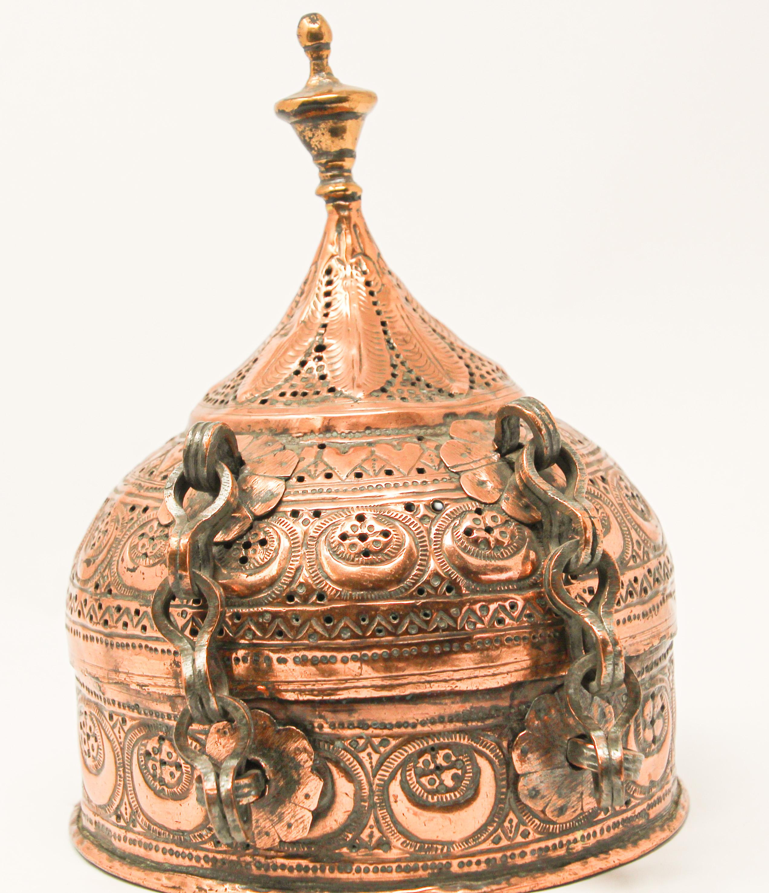 Indian Rajasthani Mughal Decorative Copper Lidded Betel Spice Pandan Caddy Box For Sale