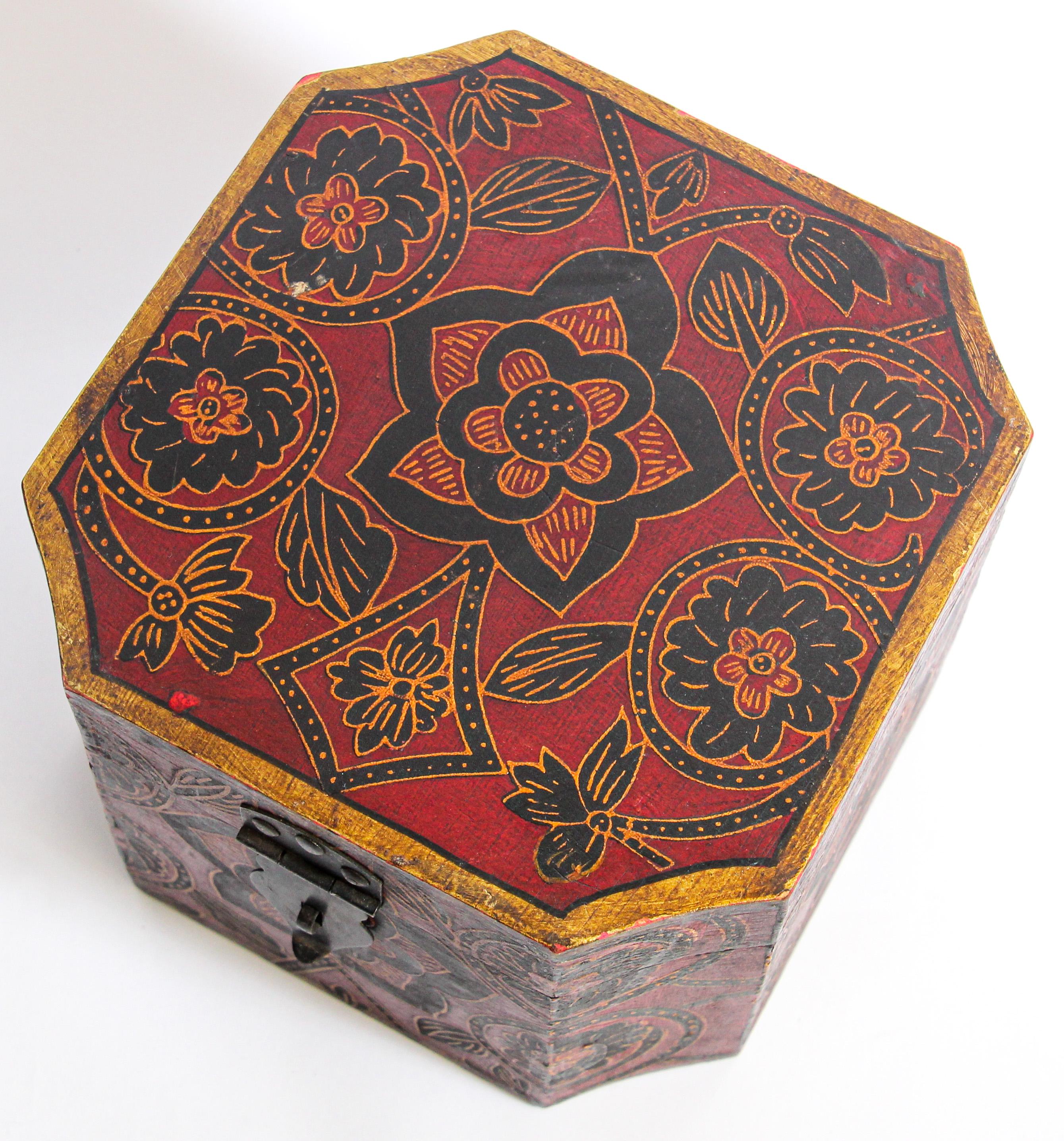 painted box designs