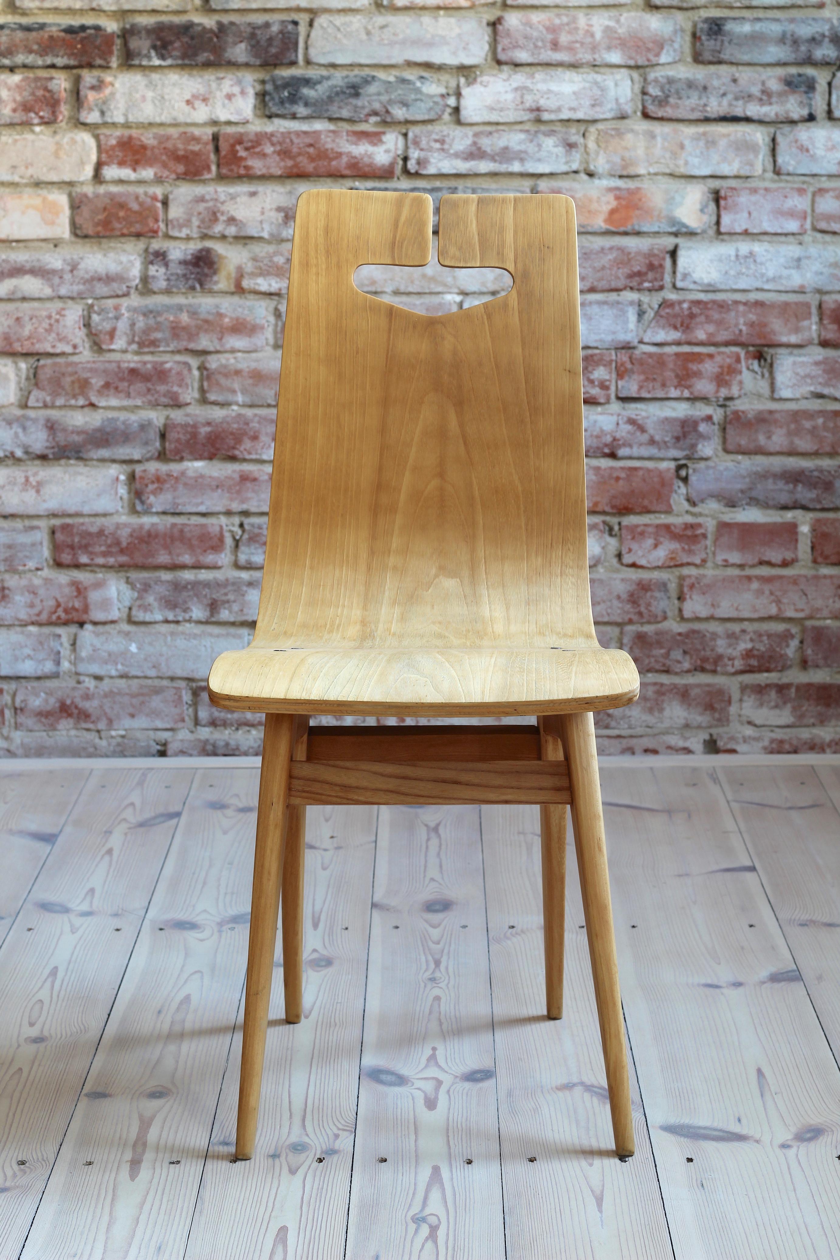 Mid-20th Century Rajmund Hałas Chairs for Bydgoskie Fabryki Mebli, 1960s, Plywood, Ash Veneer