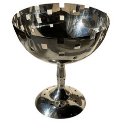Raju Peddada  large silver footed bowl / Tazza  name "Amfortas"