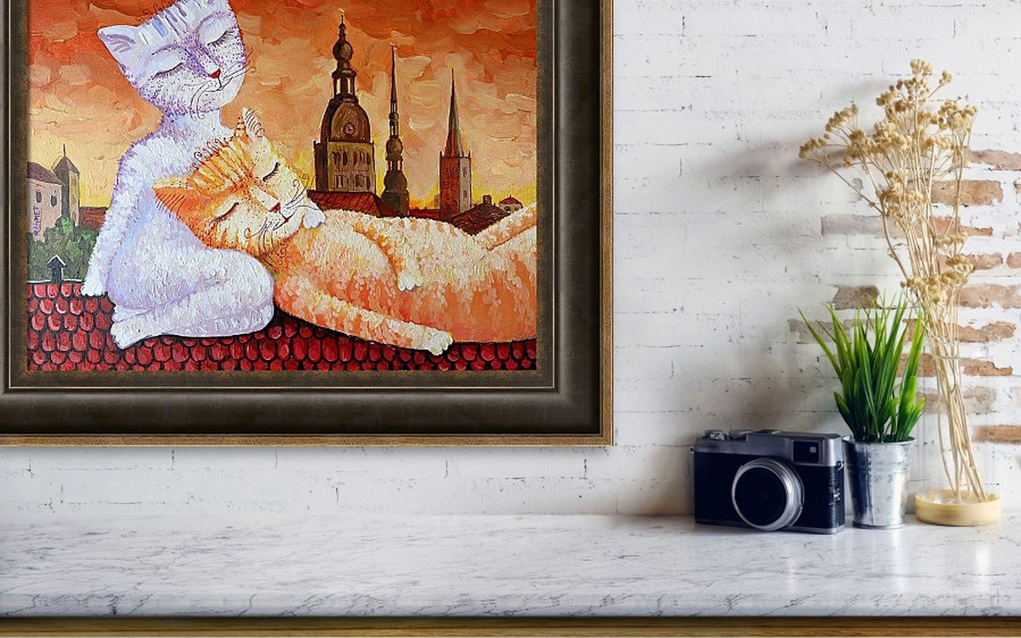 Nelle mie opere, ho mescolato il calore degli acrilici e la profondità degli oli, creando una scena che unisce la vivacità della pop art all'emozione espressionistica e all'atmosfera impressionistica. Due serene figure feline, immerse in un tramonto