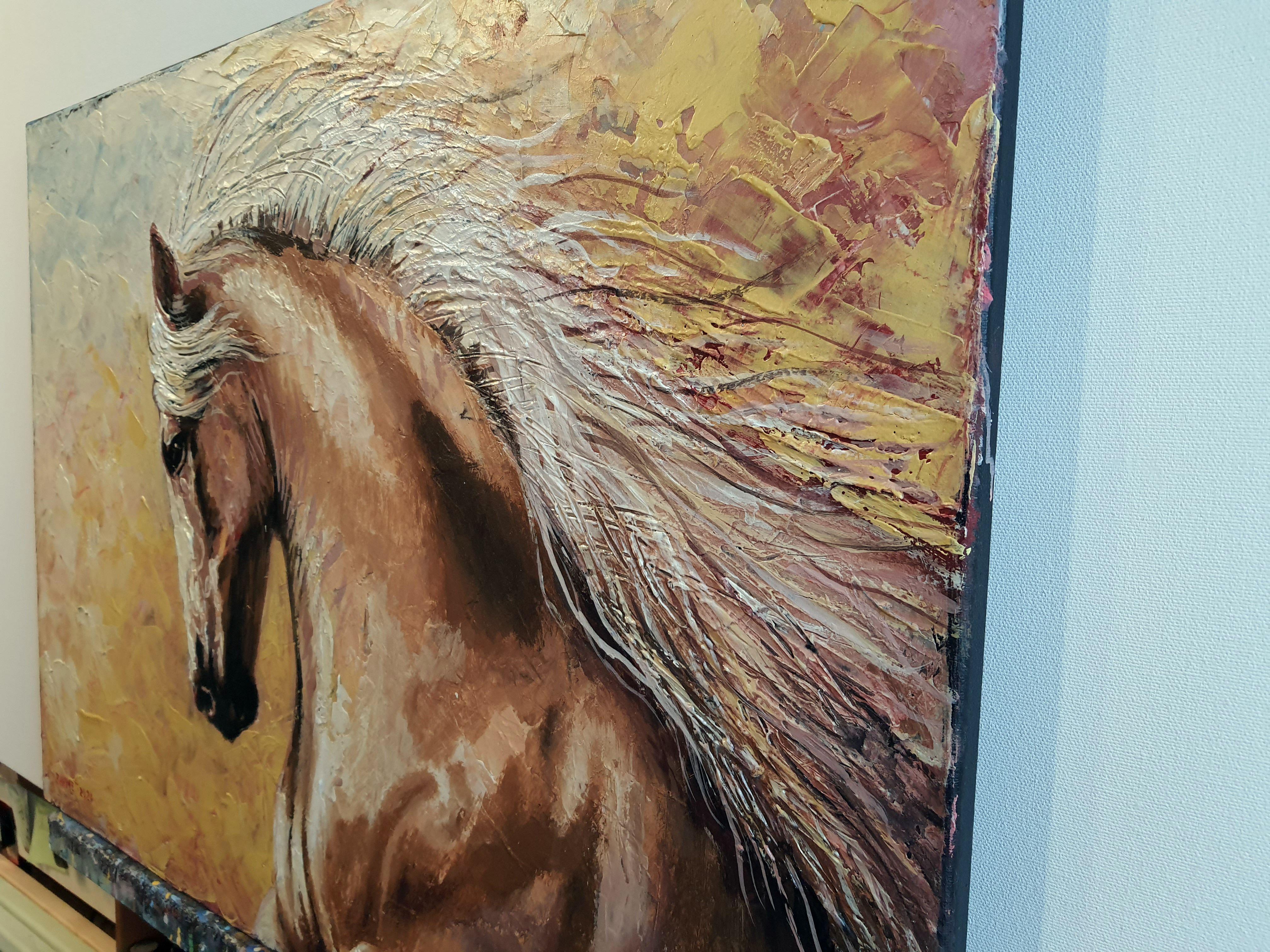 In questo pezzo ho riversato la mia anima per catturare l'essenza del movimento e della libertà. Con ogni pennellata di acrilico e olio, ho mescolato il realismo con un pizzico di impressionismo per incarnare lo spirito selvaggio di questa nobile
