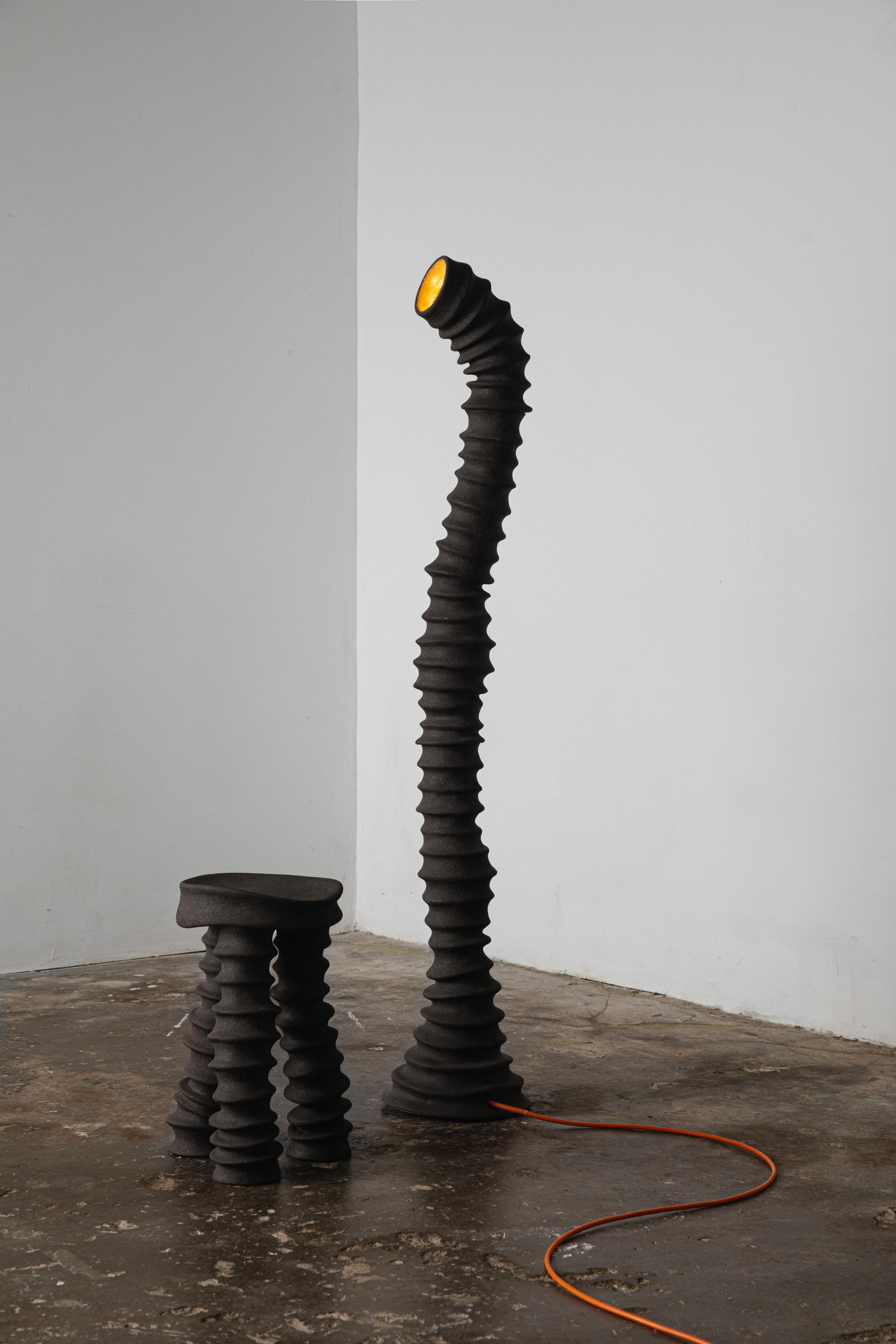 Organique Rakis  Lampadaire en céramique en vente