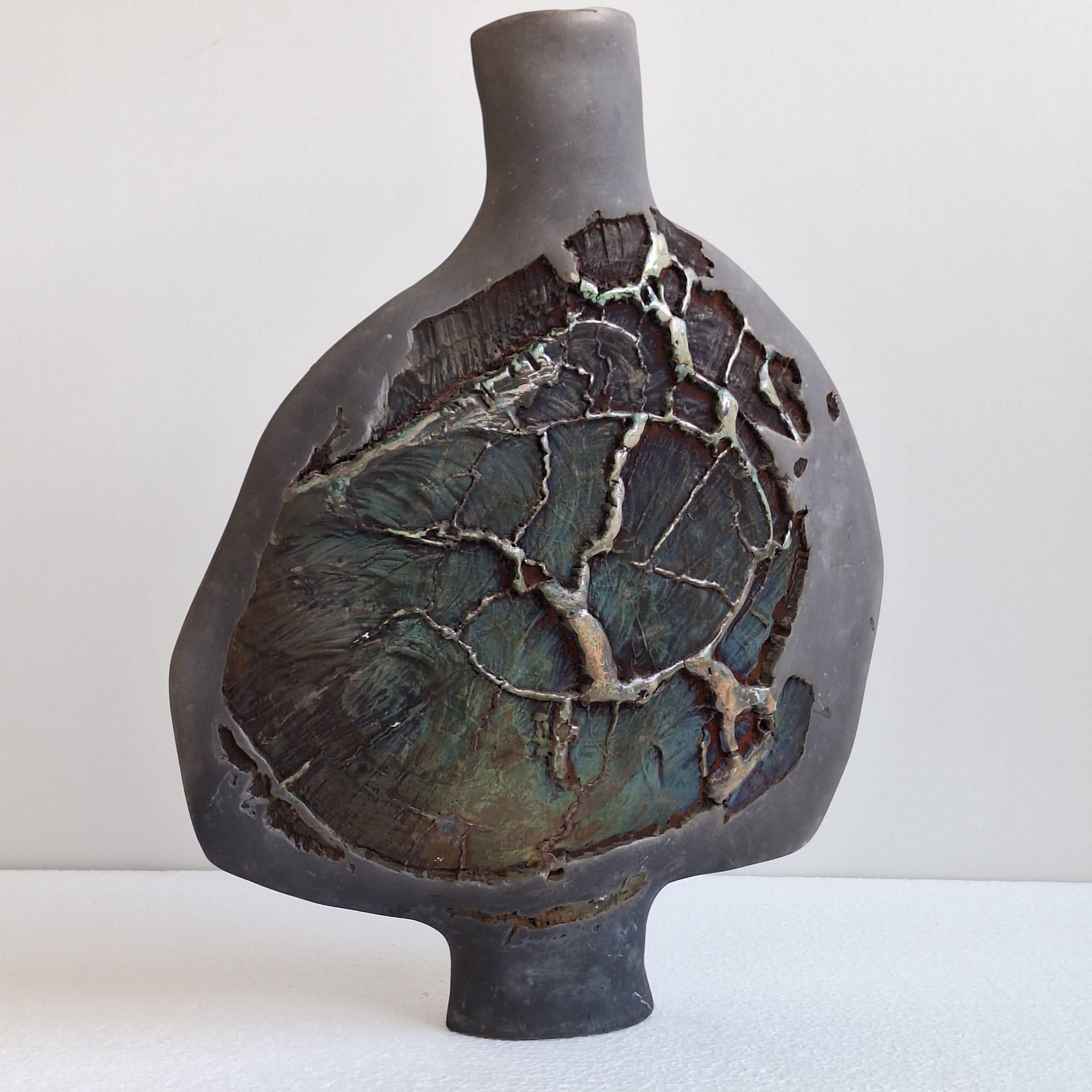 Raku ceramic vase designed by André Sas For Sale 4
