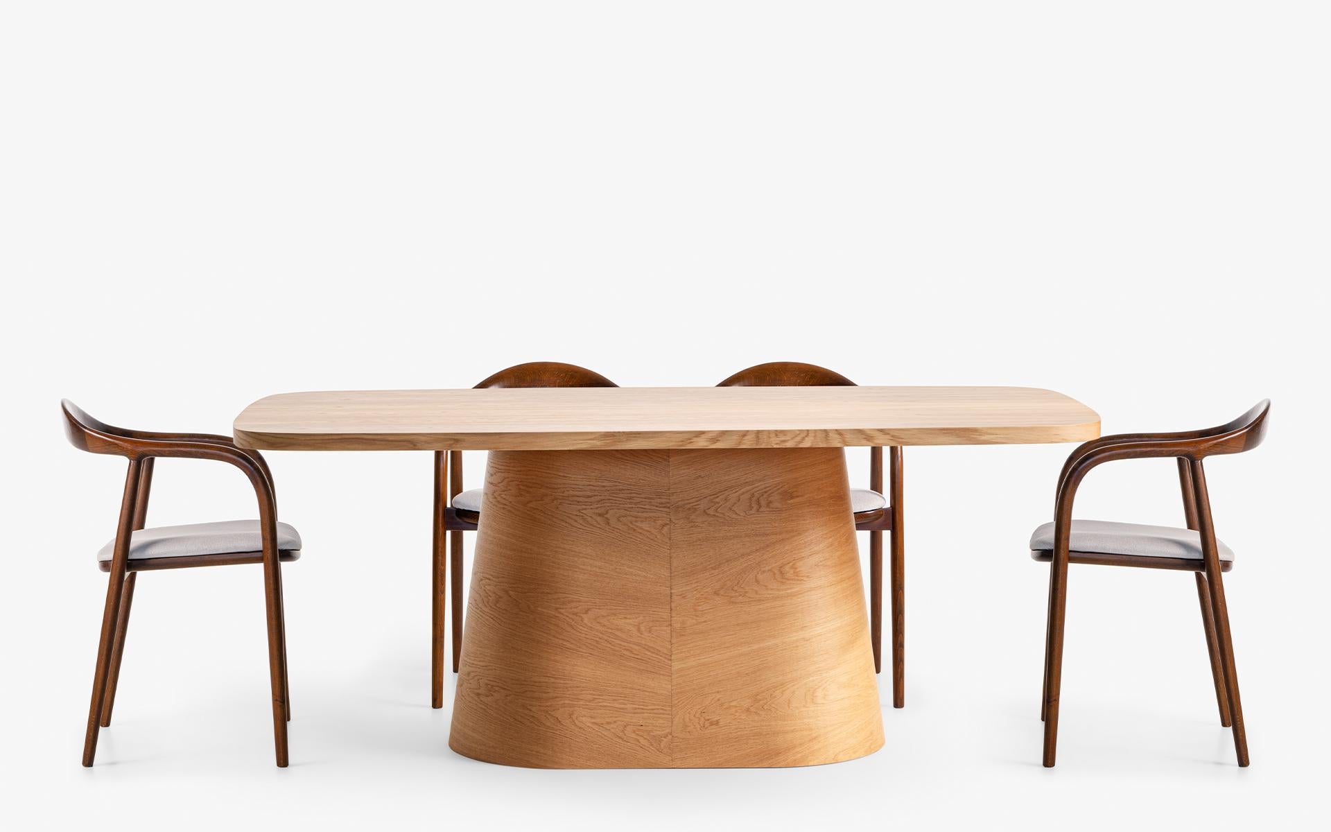 Raku 'Set de 8  Silla de comedor de madera y tapizada en venta 1