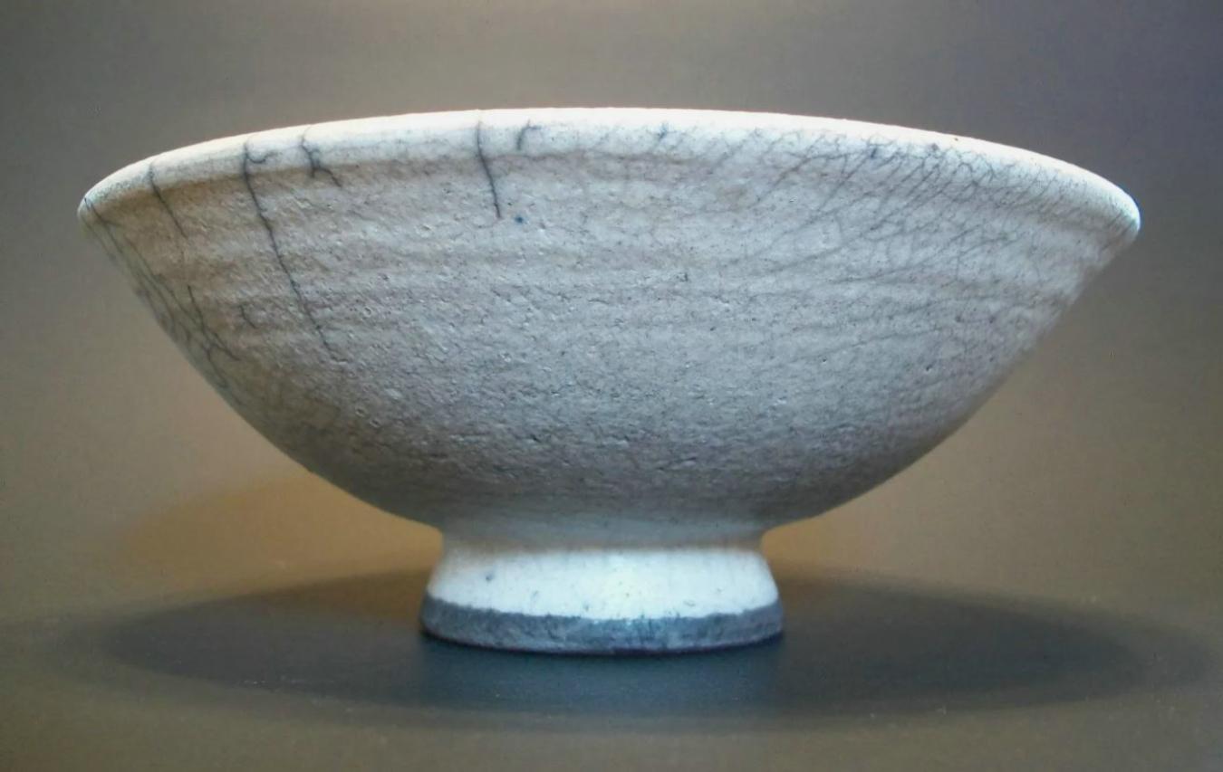 RAKU WARE - Small Glazed & Decorated Ceramic Bowl - Unsigned - Late 20th Century For Sale 4