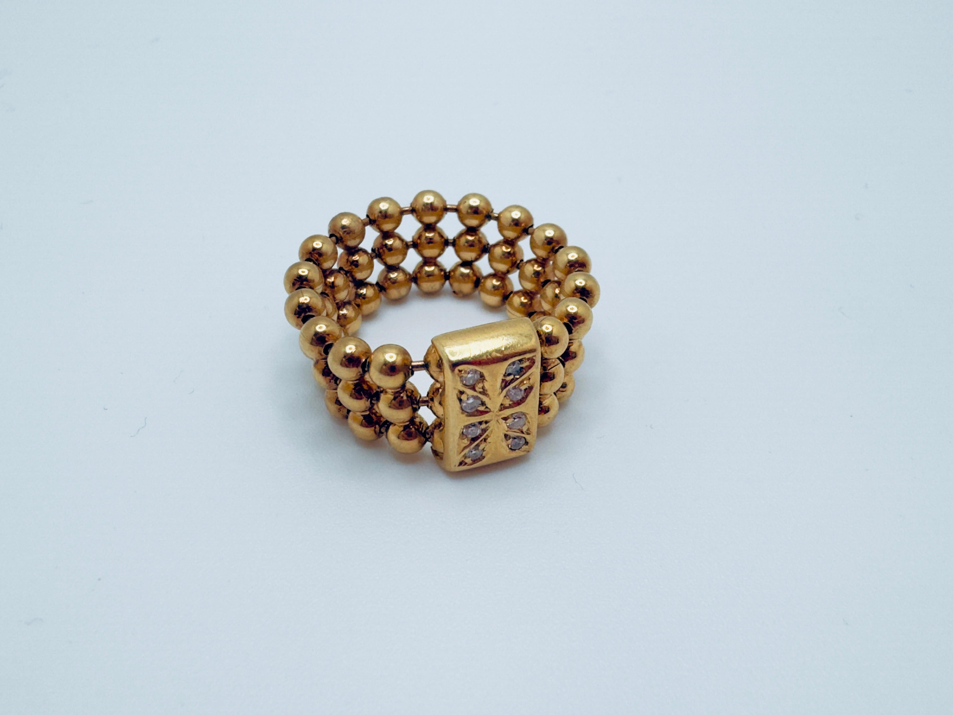 Taglio rotondo Anello Ralein Diamond Crest in vendita