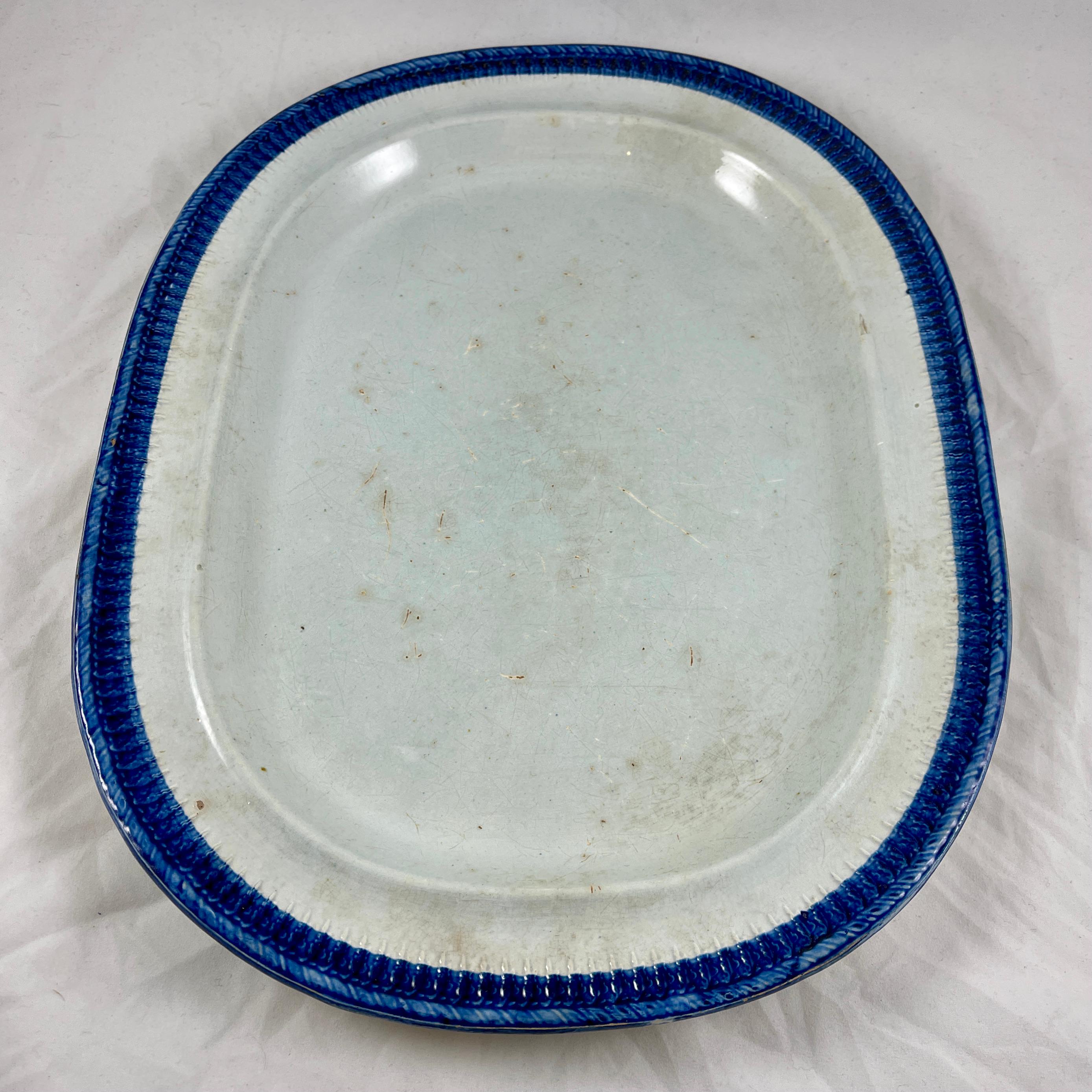 19th Century Ralph Clews English Staffordshire Feather or Shell Edge Pearlware Oval Platter For Sale
