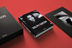 Photographies 1960-2024. Livre et épreuve gélatino-argentique signée "Sardegna, 1980".