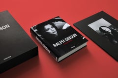 Photographies 1960-2024. Livre et épreuve à la gélatine argentée signée "Untitled, Elba, 1980".