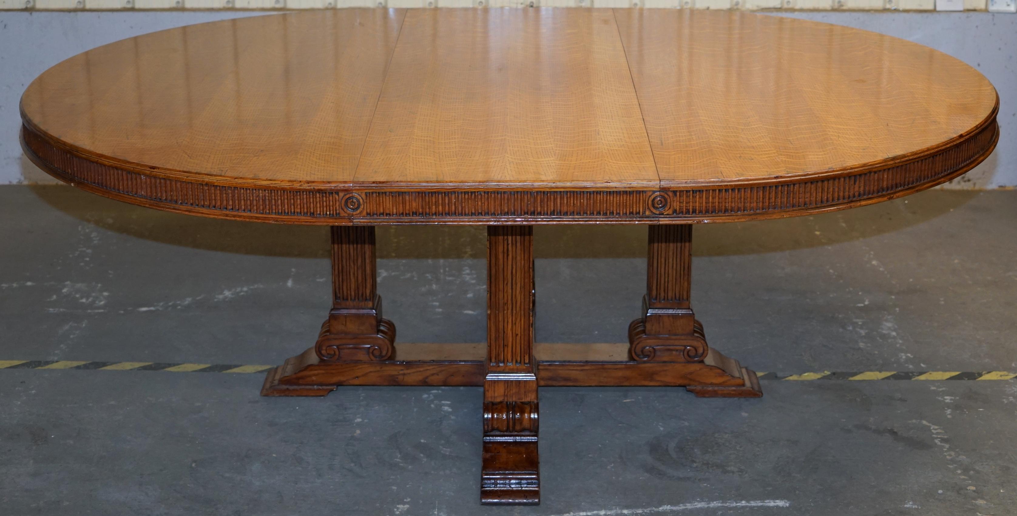Ralph Lauren Hither Hills 6-10 Person Large Round Extending to Oval Dining Table 4