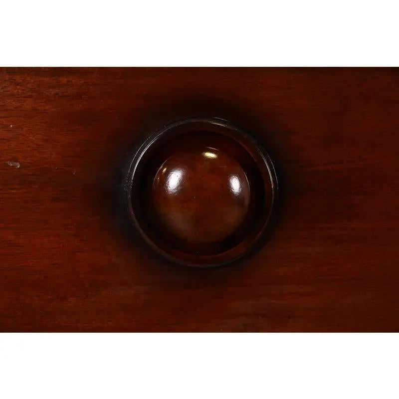 Commode haute en acajou sculpté Ralph Lauren American Empire en vente 2