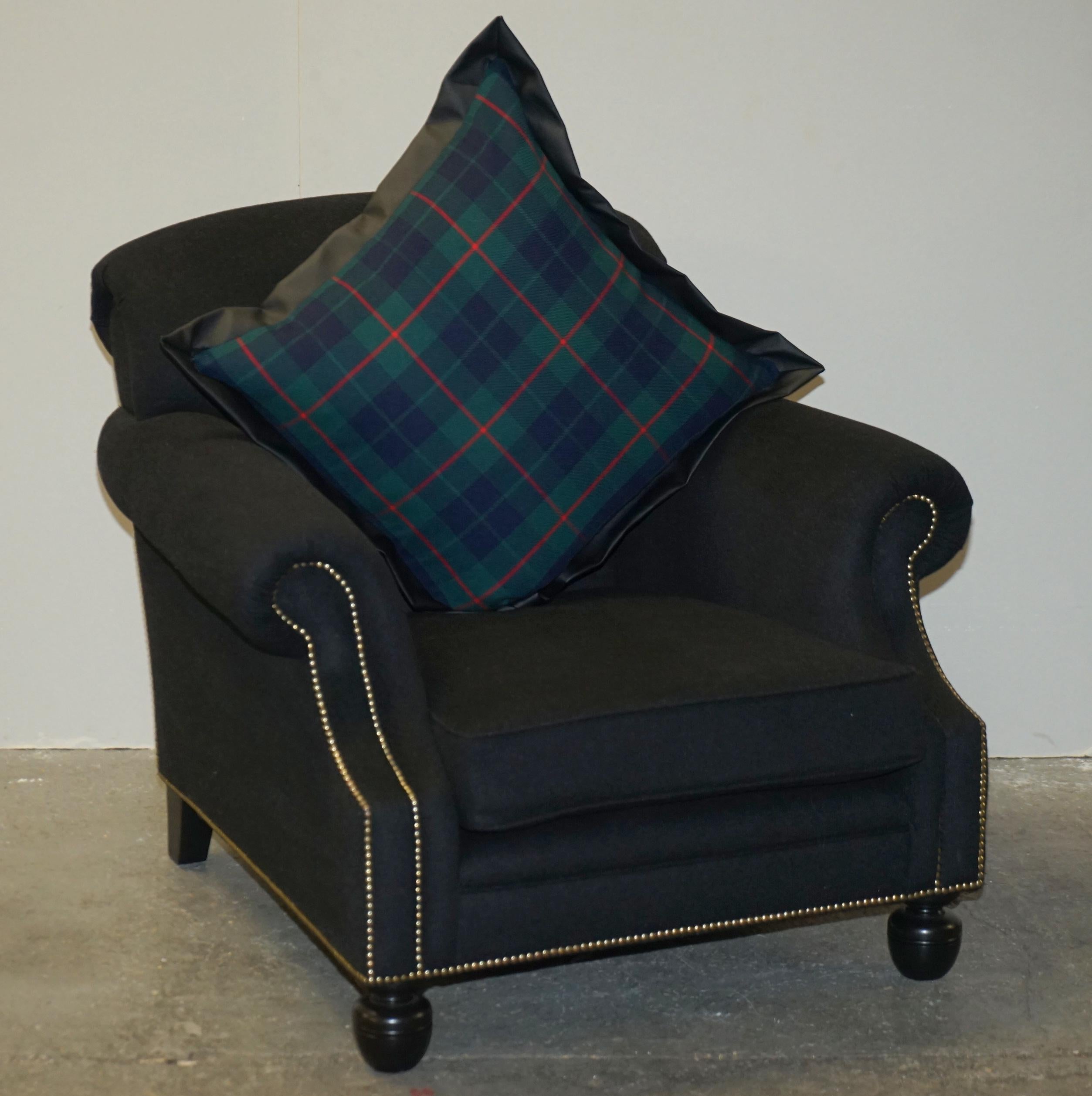 Ralph Lauren Aran Isles Three Seat Sofa & Pair of Armchairs Suite For Sale 4