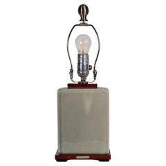 Ralph Lauren Art Deco-Tischlampe im Stil von Ralph Lauren, graue Craquelure-Glasur