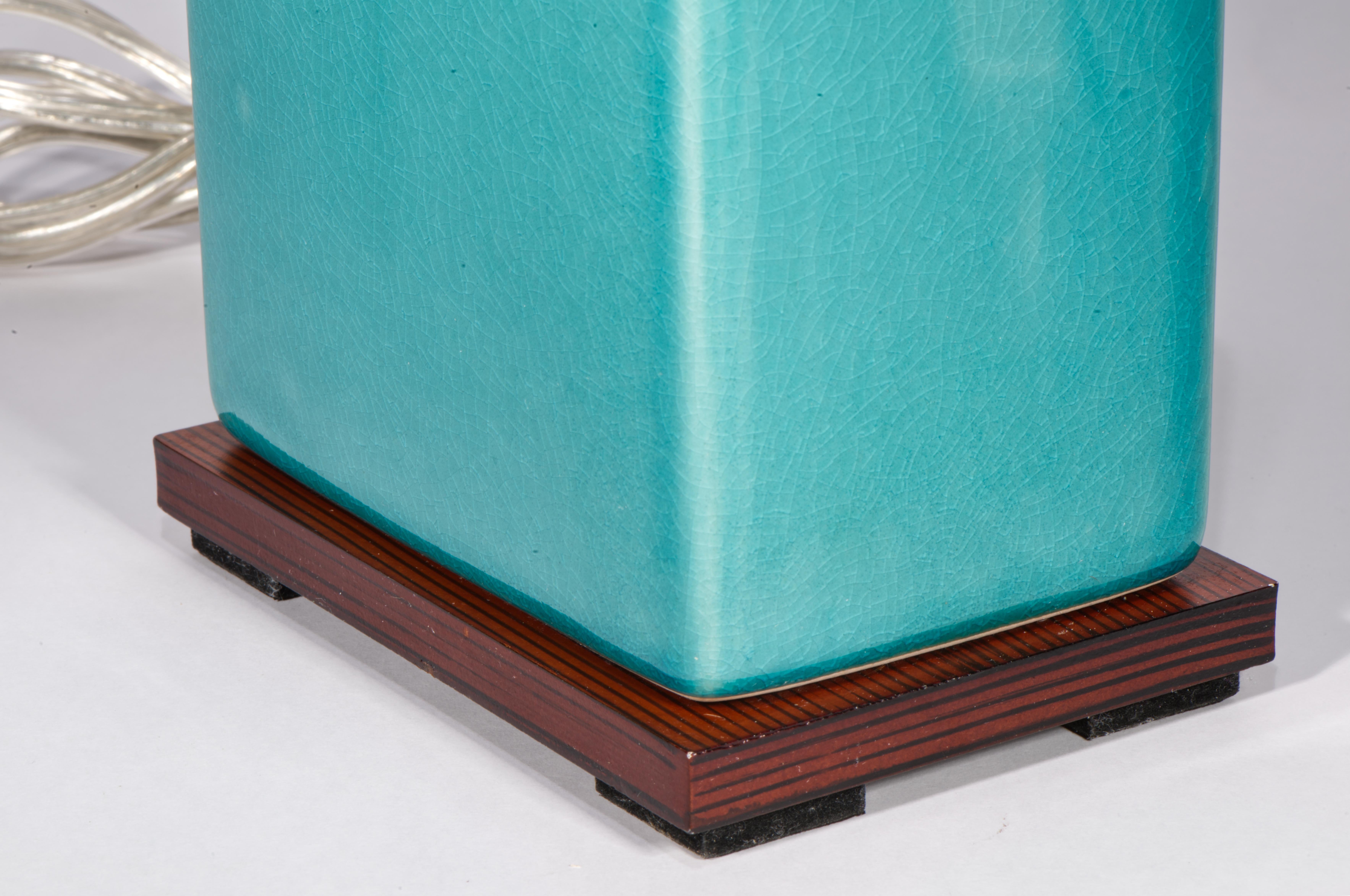 Lampada da tavolo Ralph Lauren Art Deco Smalto blu turchese craquelure in vendita 2