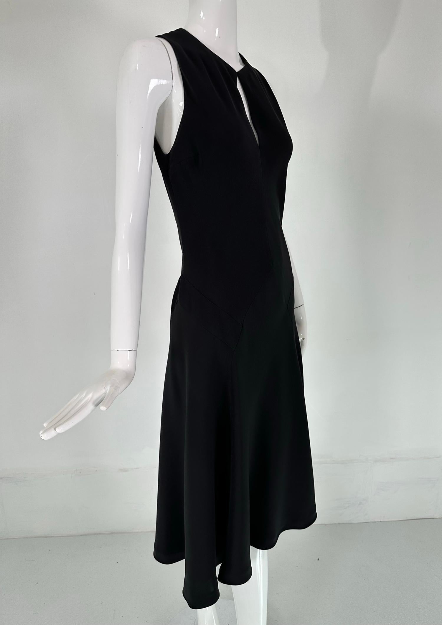 Ralph Lauren Black Label Klassisches, schräg geschnittenes Seidenkleid 8 (Schwarz) im Angebot