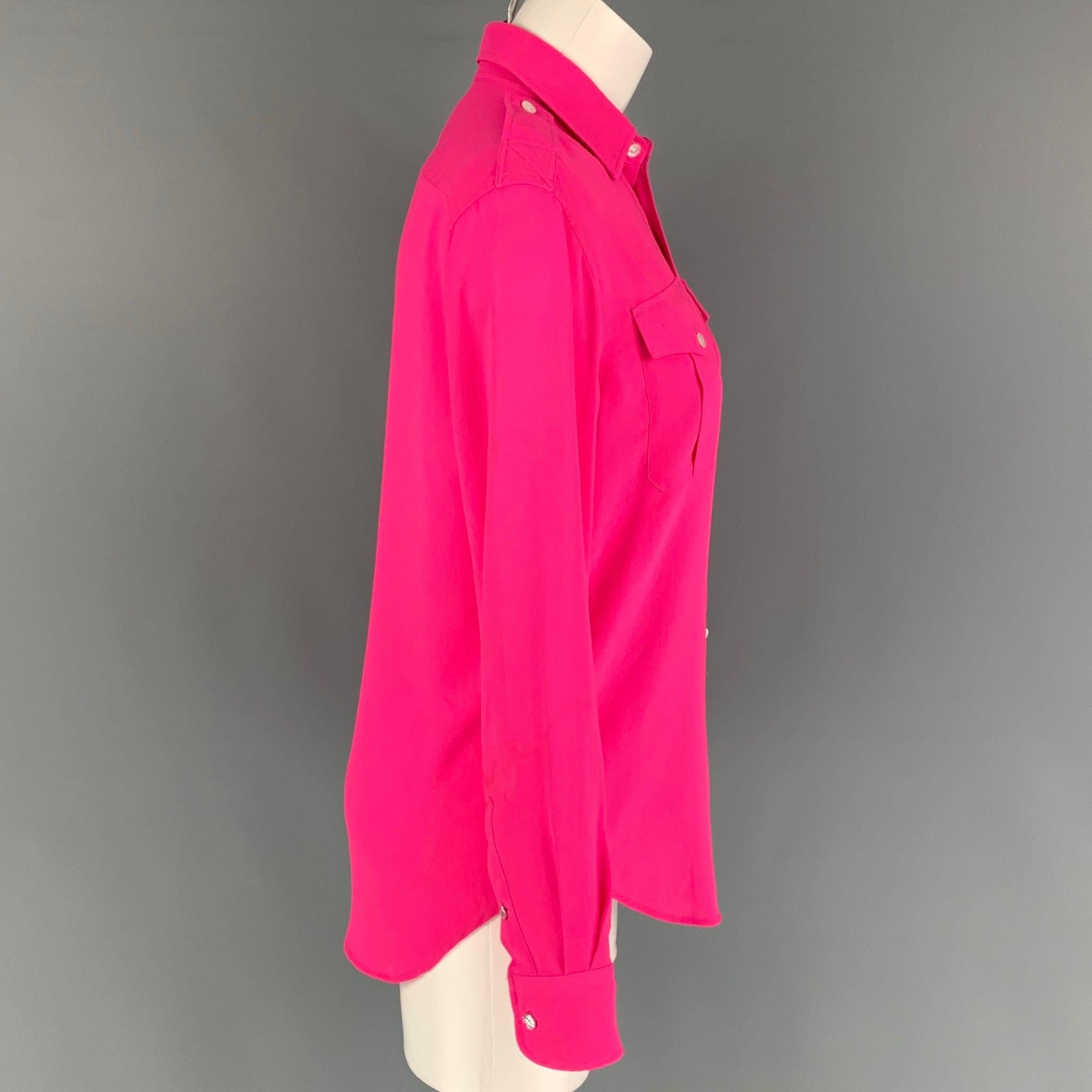 RALPH LAUREN 'Black Label' shirt comes in a pink polyester featuring a relaxed fit, epaulettes, patch pockets, spread collar, and a button up closure.
Very Good
Pre-Owned Condition. 

Marked:   2 

Measurements: 
 
Shoulder:
16 inches  Bust: 37