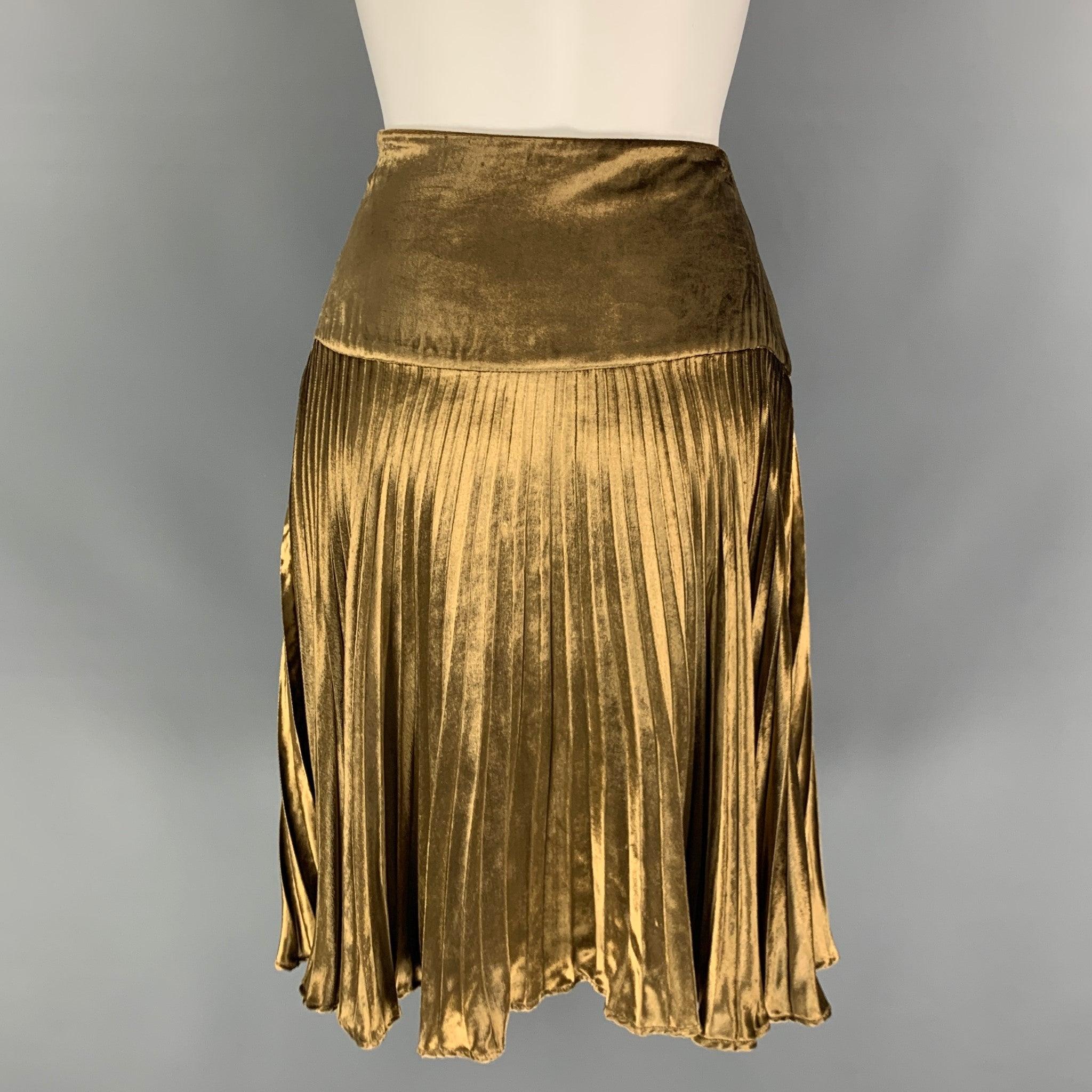 RALPH LAUREN Black Label Size 4 Gold Viscose Silk Pleated Skirt In Good Condition For Sale In San Francisco, CA
