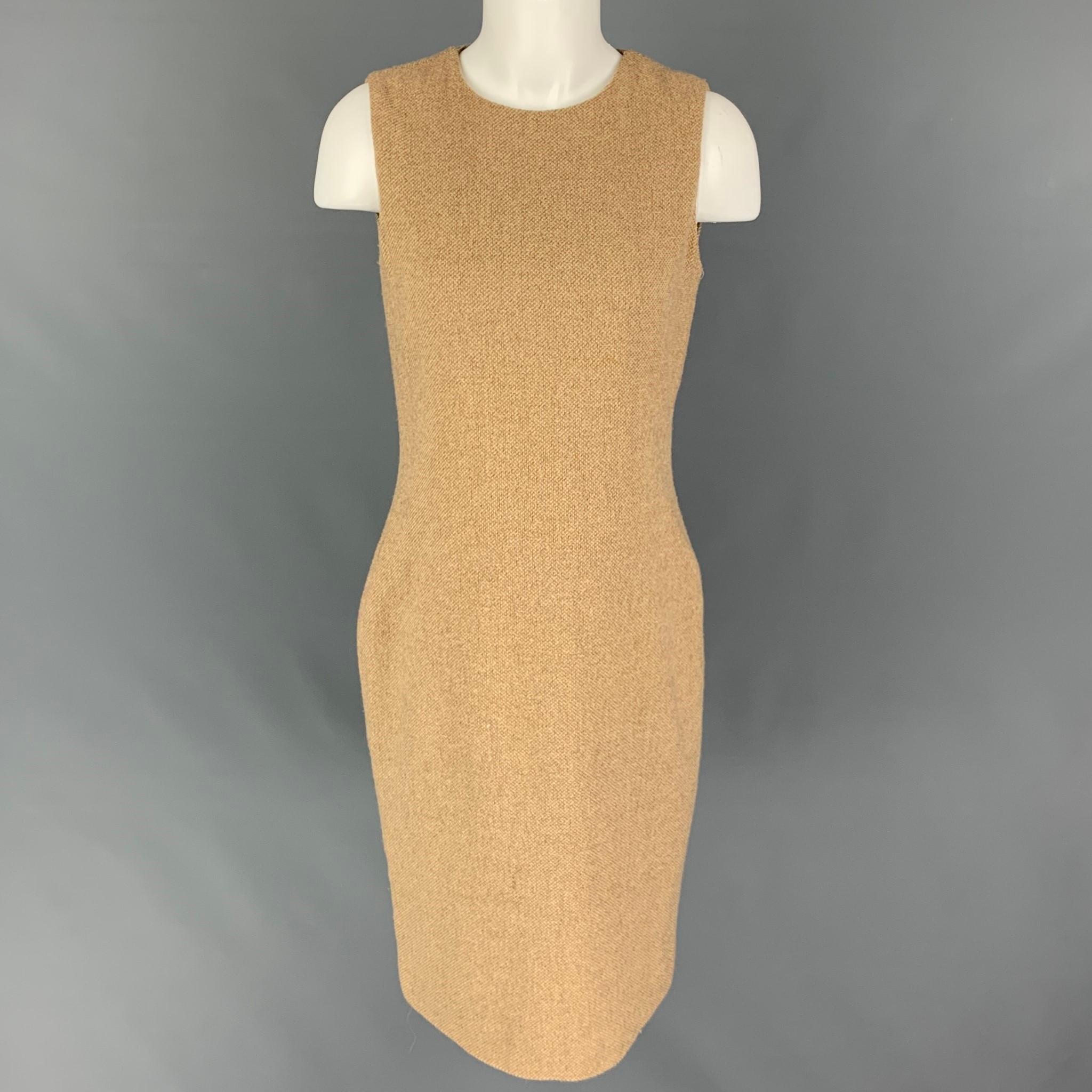 Tweed sheath dress with Chain. Beige gold taupe Size 6