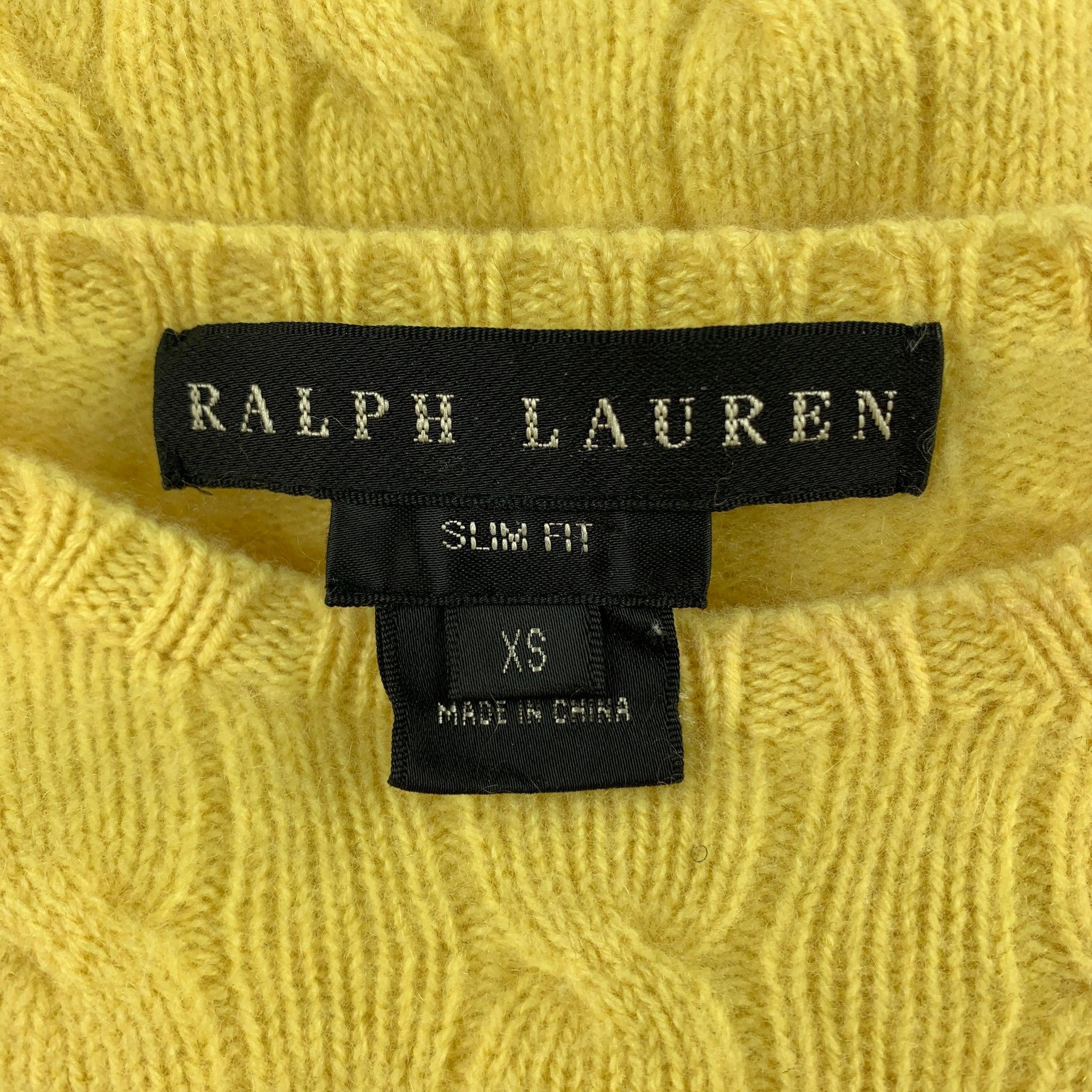 RALPH LAUREN Schwarzer Label Kabelstrickpullover aus gelbem Kaschmir, Größe S Damen im Angebot