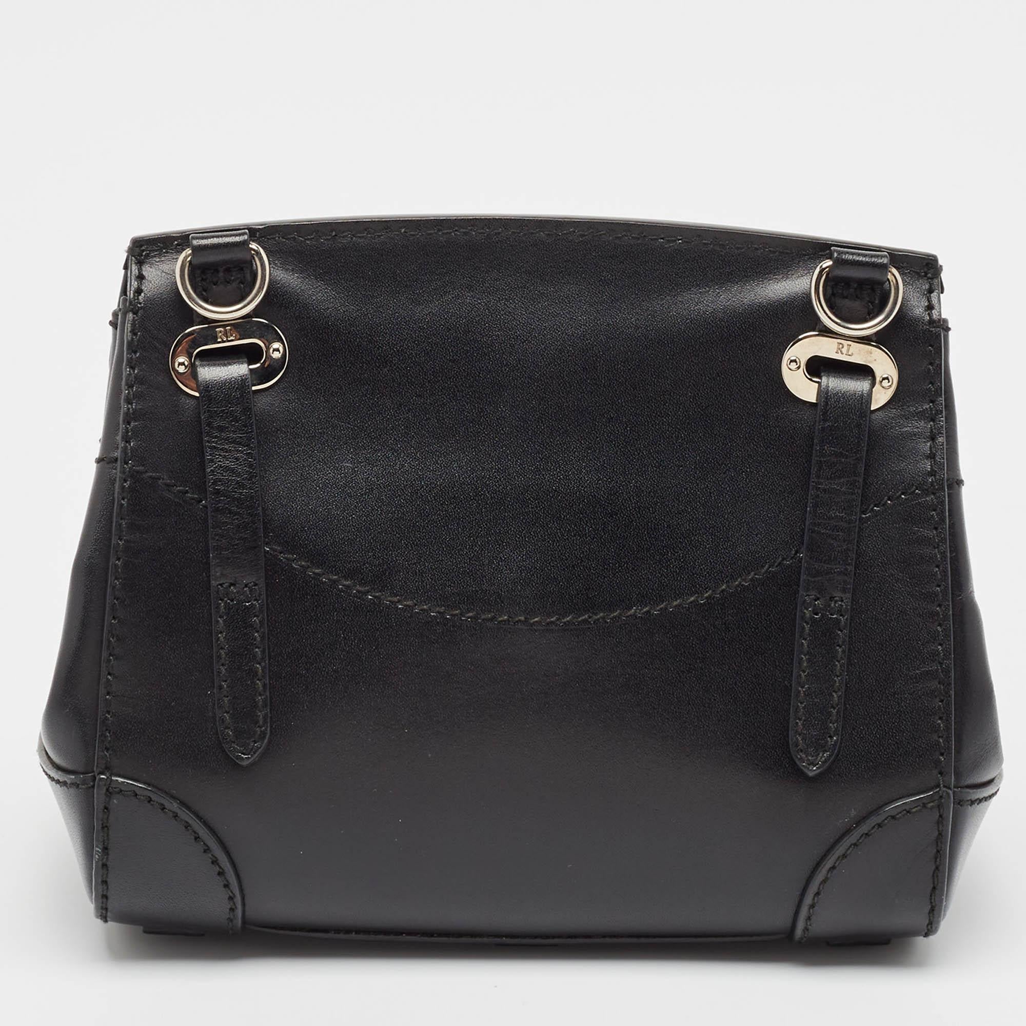 Mini bolso cruzado Ricky de piel negra Ralph Lauren en Bueno Estado en Dubai, Al Qouz 2