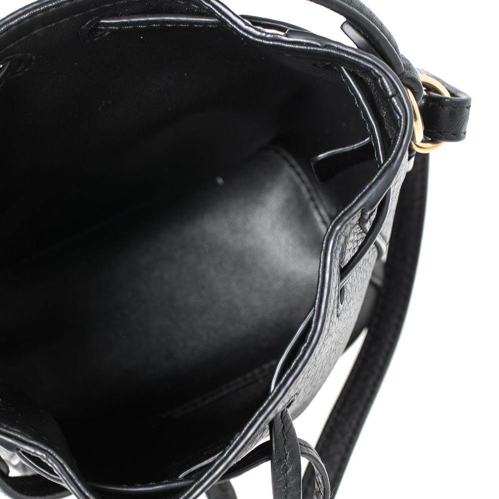 Ralph Lauren Black Leather Ricky Drawstring Bucket Bag In Excellent Condition In Dubai, Al Qouz 2