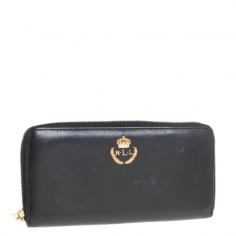 Ralph Lauren Black Leather Zip Around Wallet In Fair Condition For Sale In Dubai, Al Qouz 2