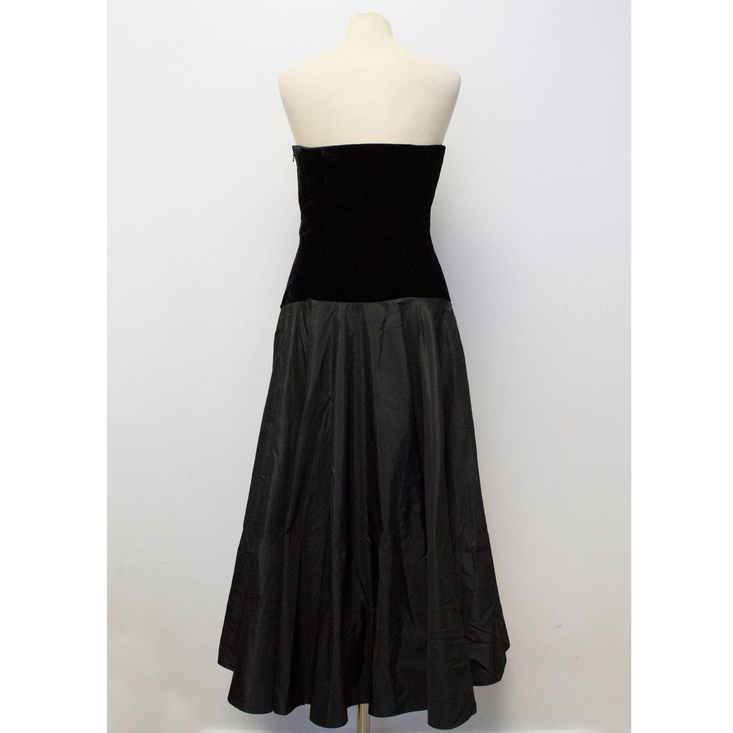 Ralph Lauren Black Strapless Gown - Size US 4 In Excellent Condition For Sale In London, GB